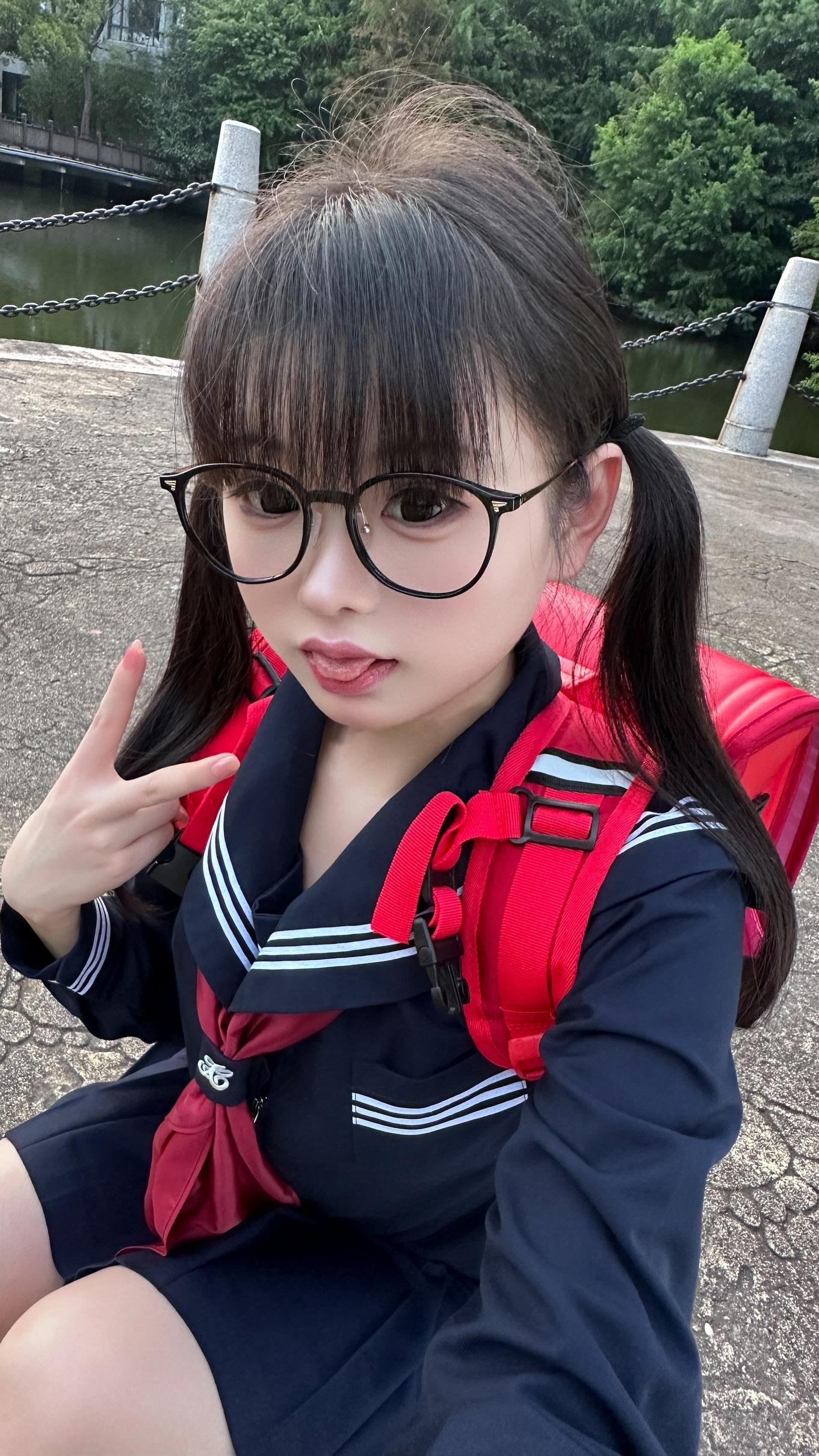 [写真] 幼水鈴衣 - 靡途：JK制服搭配雙馬尾眼鏡的少女感，清純可愛氛圍十足，細節蕾絲更添分數 169P