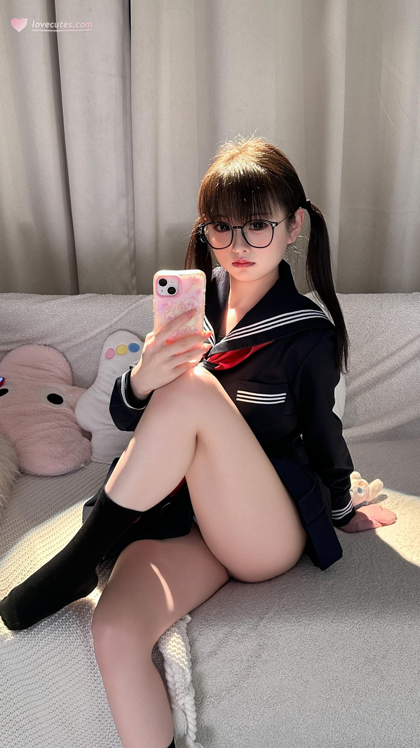 [Ảnh] Thiếu Nữ Yêu Nước - Mĩ Đồ: Phong Cách JK với Tóc Đuôi Ngựa và Kính, Nét Dễ Thương Trong Không Gian Trong Sáng, Chi Tiết Ren Tăng Điểm 169P