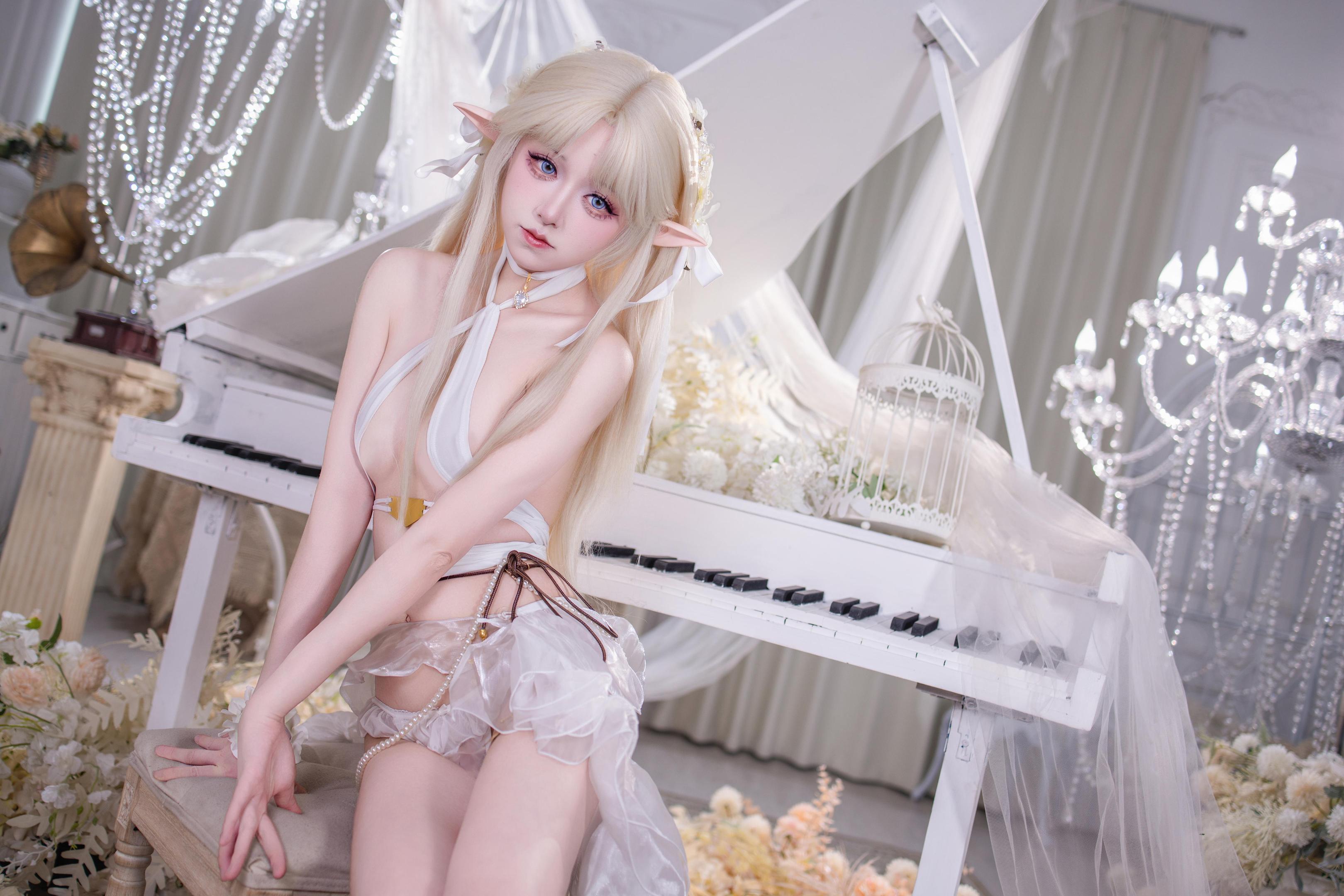 [cosplay] 雙木扶蘇 - 布雷斯特白天使：清冷優雅的白天使造型，苗條身形搭配高跟鞋，美腿線條搶眼 40P