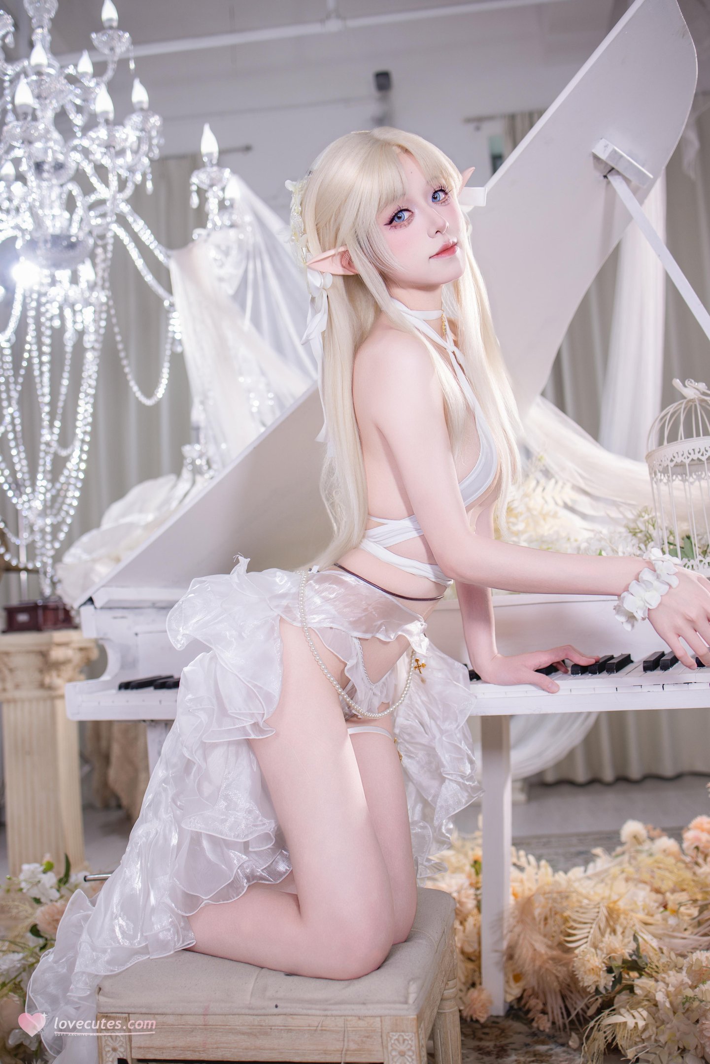 【コスプレ】双木扶苏 - ブレスト白天使：清冷で優雅な白天使スタイル、スリムな体型にハイヒール、美脚のラインが際立つ 40P