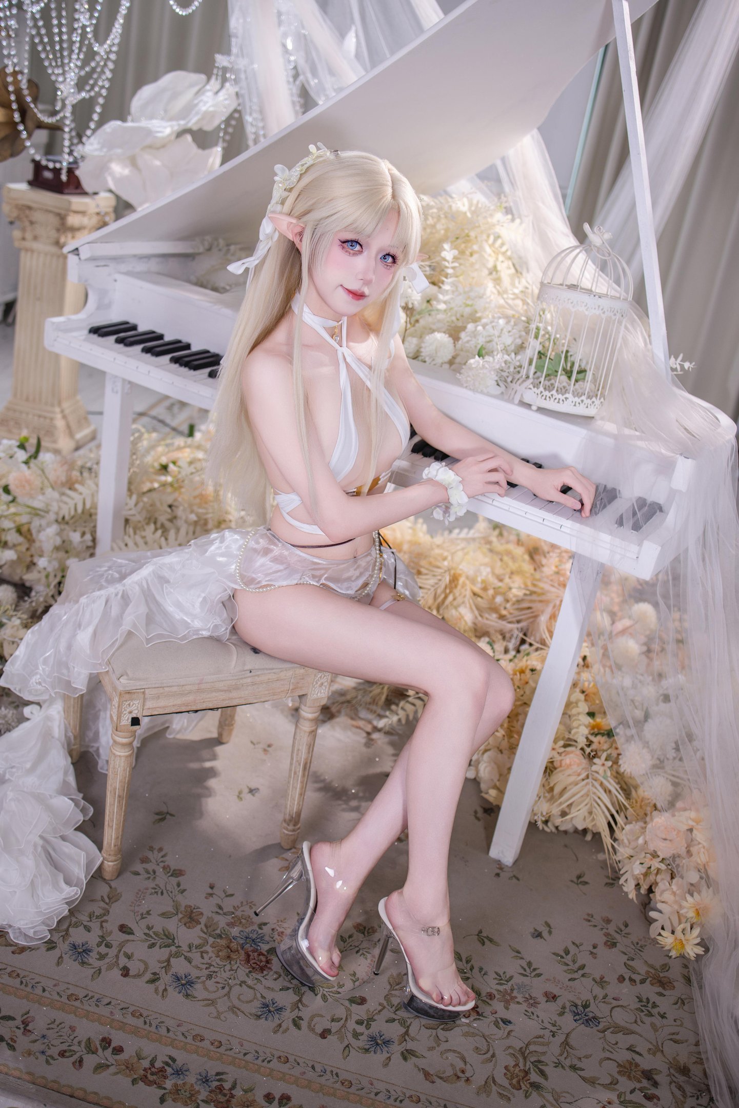 【コスプレ】双木扶苏 - ブレスト白天使：清冷で優雅な白天使スタイル、スリムな体型にハイヒール、美脚のラインが際立つ 40P