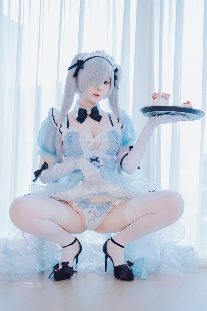 [cosplay] 霜月shimo - NIKKE灰姑娘女僕裝VOL.2：白絲高跟鞋質感在線，白嫩氛圍襯托美乳曲線，甜辣女僕氣場拉滿 33P