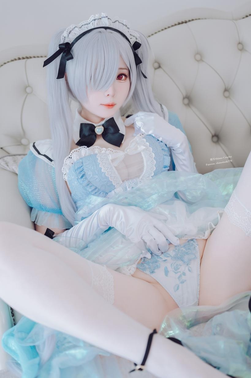 [cosplay] 霜月shimo - NIKKE灰姑娘女僕裝VOL.2：白絲高跟鞋質感在線，白嫩氛圍襯托美乳曲線，甜辣女僕氣場拉滿 33P