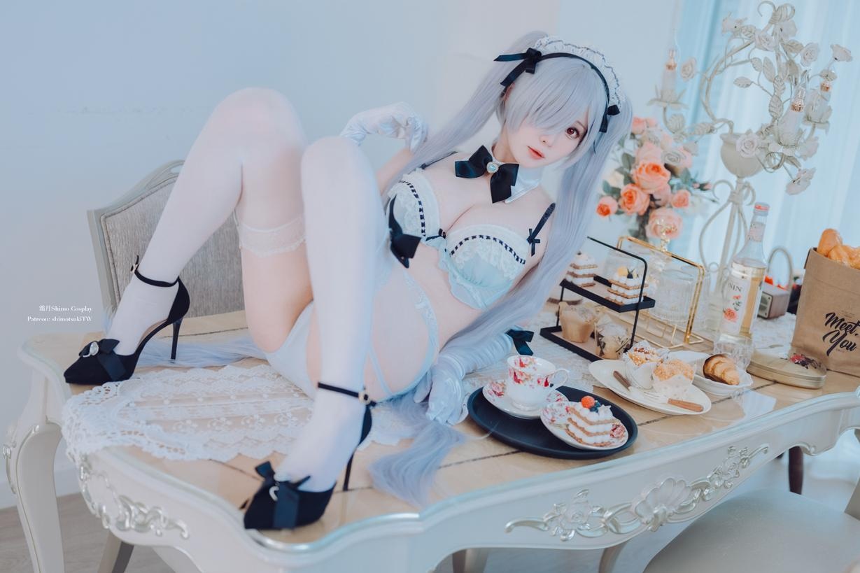 '[cosplay] 霜月shimo - NIKKE Cô Hầu Gái VOL.2: Đôi Giày Cao Gót Trắng Mịn Màng, Khung Cảnh Trắng Sáng Kết Hợp Đường Cong Đẹp, Năng Lượng Cô Hầu Gái Ngọt Ngào và Gợi Cảm 33P'