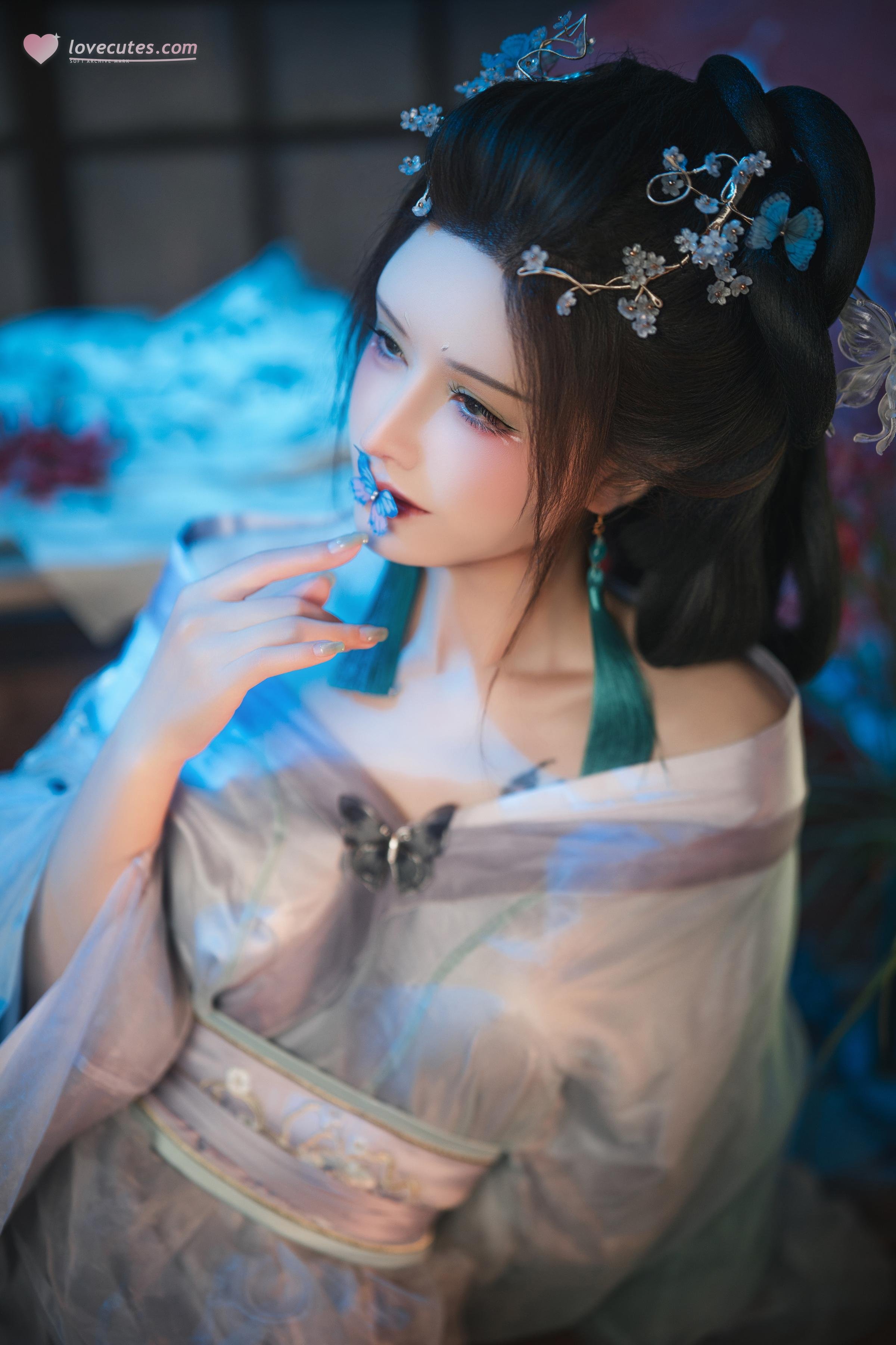 [cosplay] 鹿八歲 - 碎蝶夢：唯美古裝的柔光氛圍夢幻，鏡頭表現更大膽，美腿美乳細節引人注目 195P1V