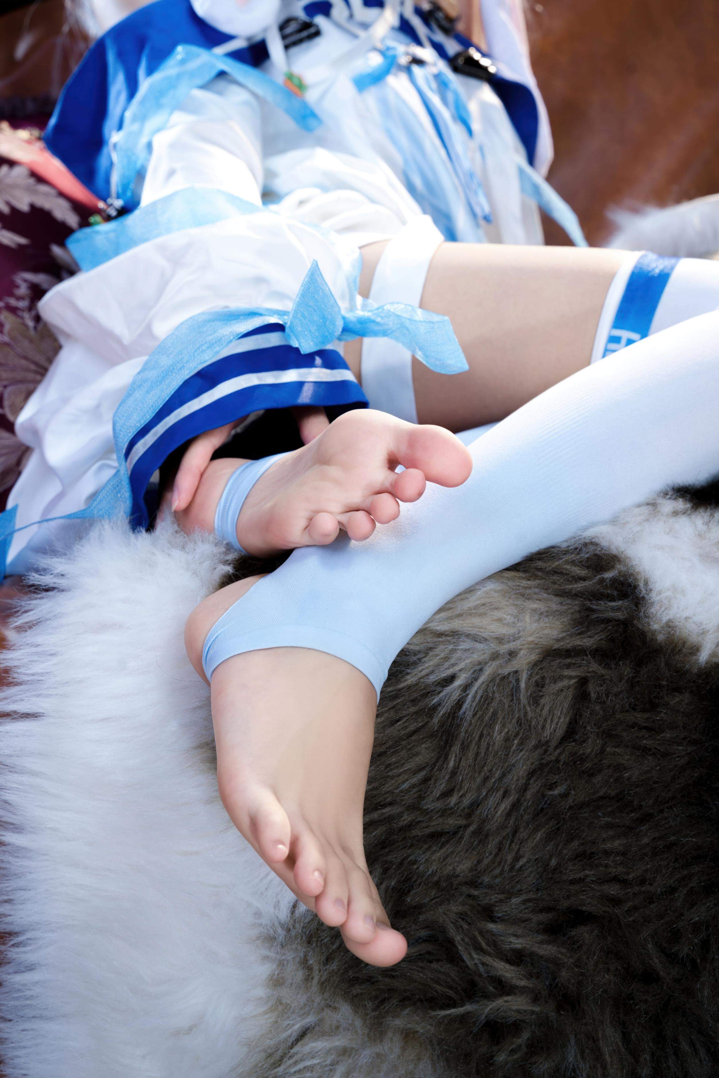 '[cosplay] 九柒喵 - 拉菲II: Độ trung thực nhân vật ấn tượng, cô gái với tất trắng và đôi chân ngọc 46P'