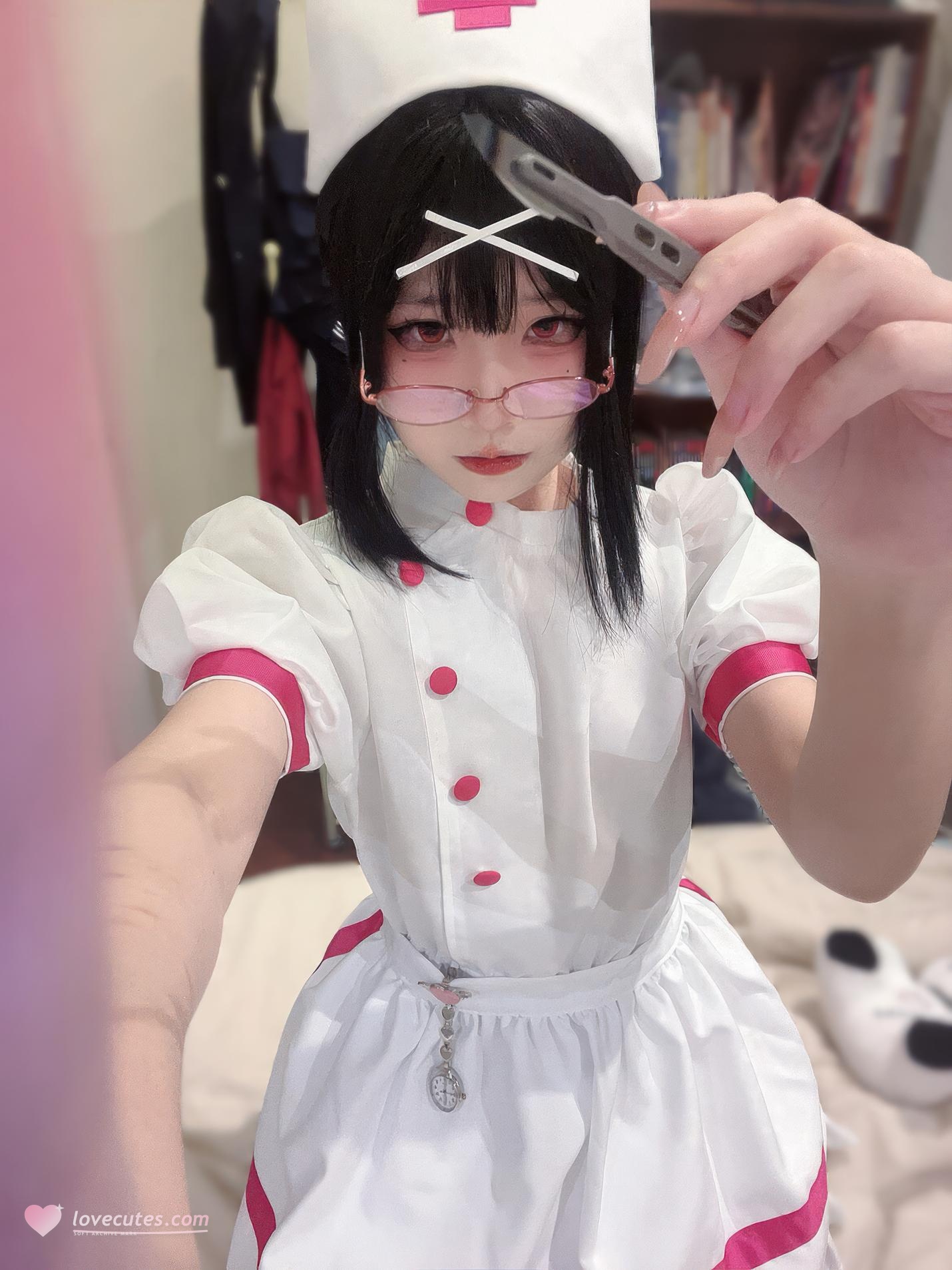 [Cosplay] Shimizu Nagi - Night Shift Nurse: Pure Uniform Style with White Stockings and Glasses, 31P