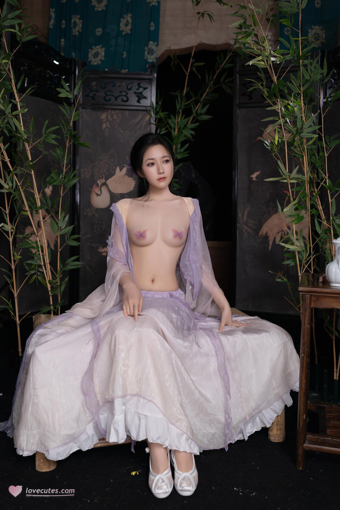 [Model] Caviar Fish - Butterfly: A Light Atmosphere Under the Ancient Butterfly Theme with Stunning Leg Lines and Camera Work 120P