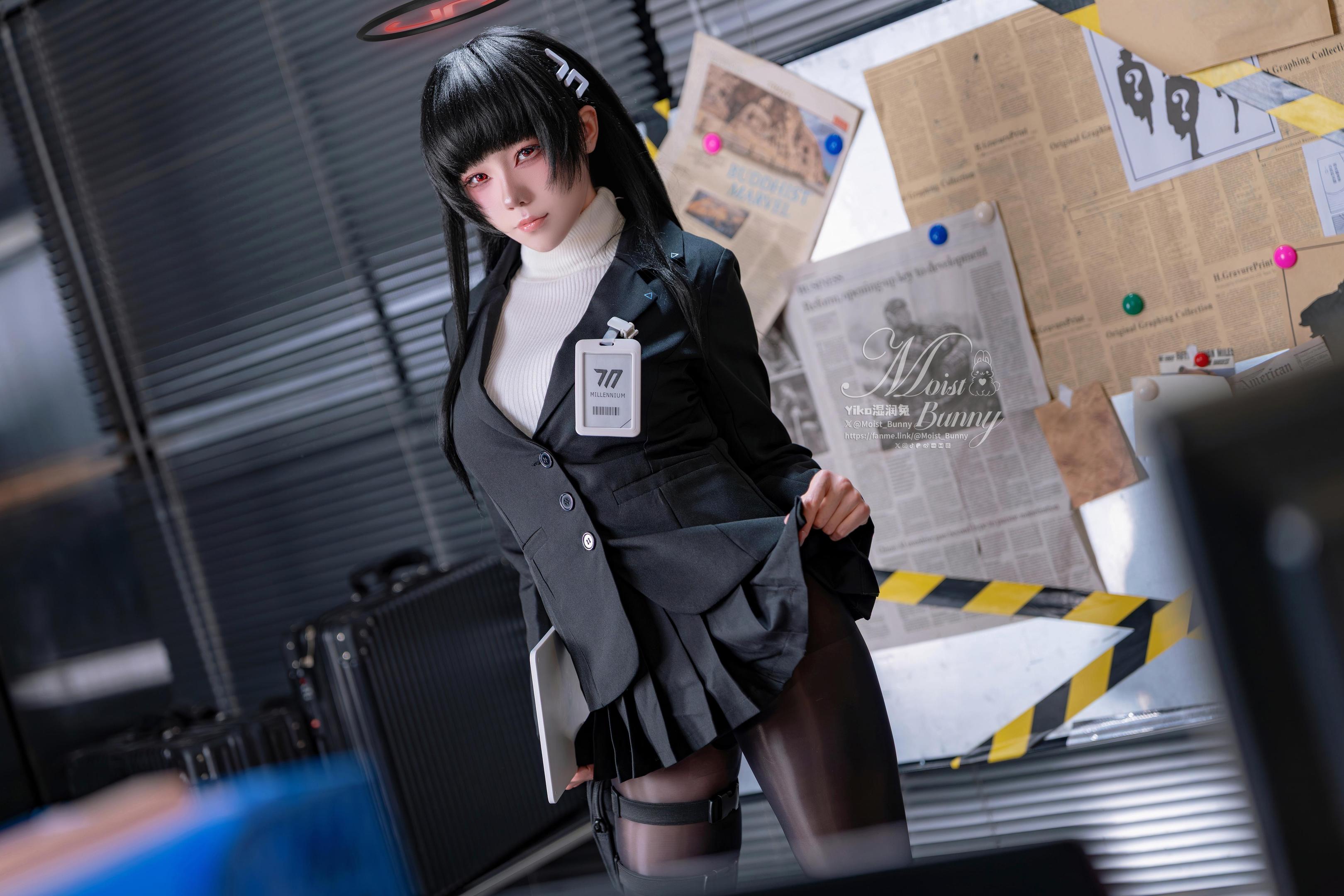 【コスプレ】ねんねんだんごうさぎ 咬みつきうさぎ娘 - 調月莉音：うさぎ娘の気質をキャラクターに融合 高いヒールと黒ストッキングの冷たい雰囲気 94P2V