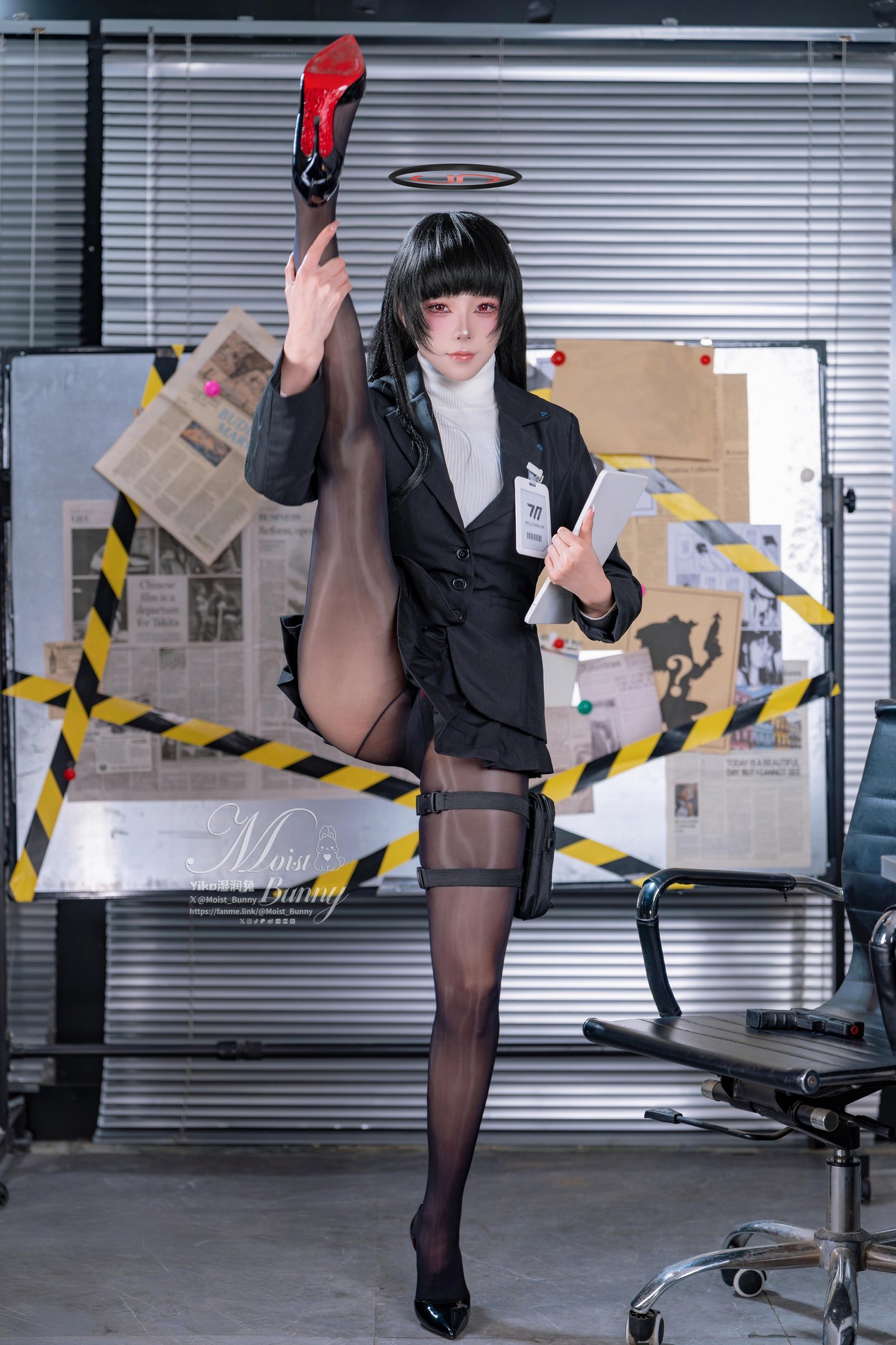 【コスプレ】ねんねんだんごうさぎ 咬みつきうさぎ娘 - 調月莉音：うさぎ娘の気質をキャラクターに融合 高いヒールと黒ストッキングの冷たい雰囲気 94P2V