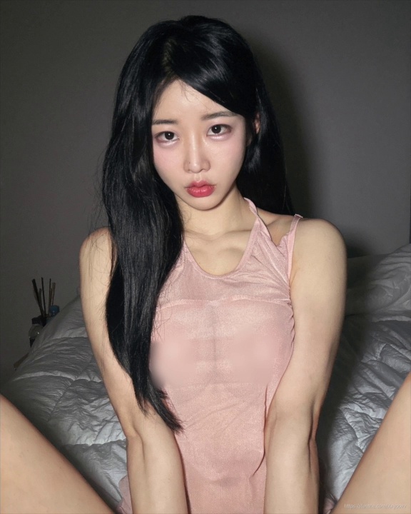 [Private] Myojung - Slip: Lace Nightgown Creates a Soft Private Atmosphere with Eye-Catching Mature Girl Vibes and Details 56P7V
