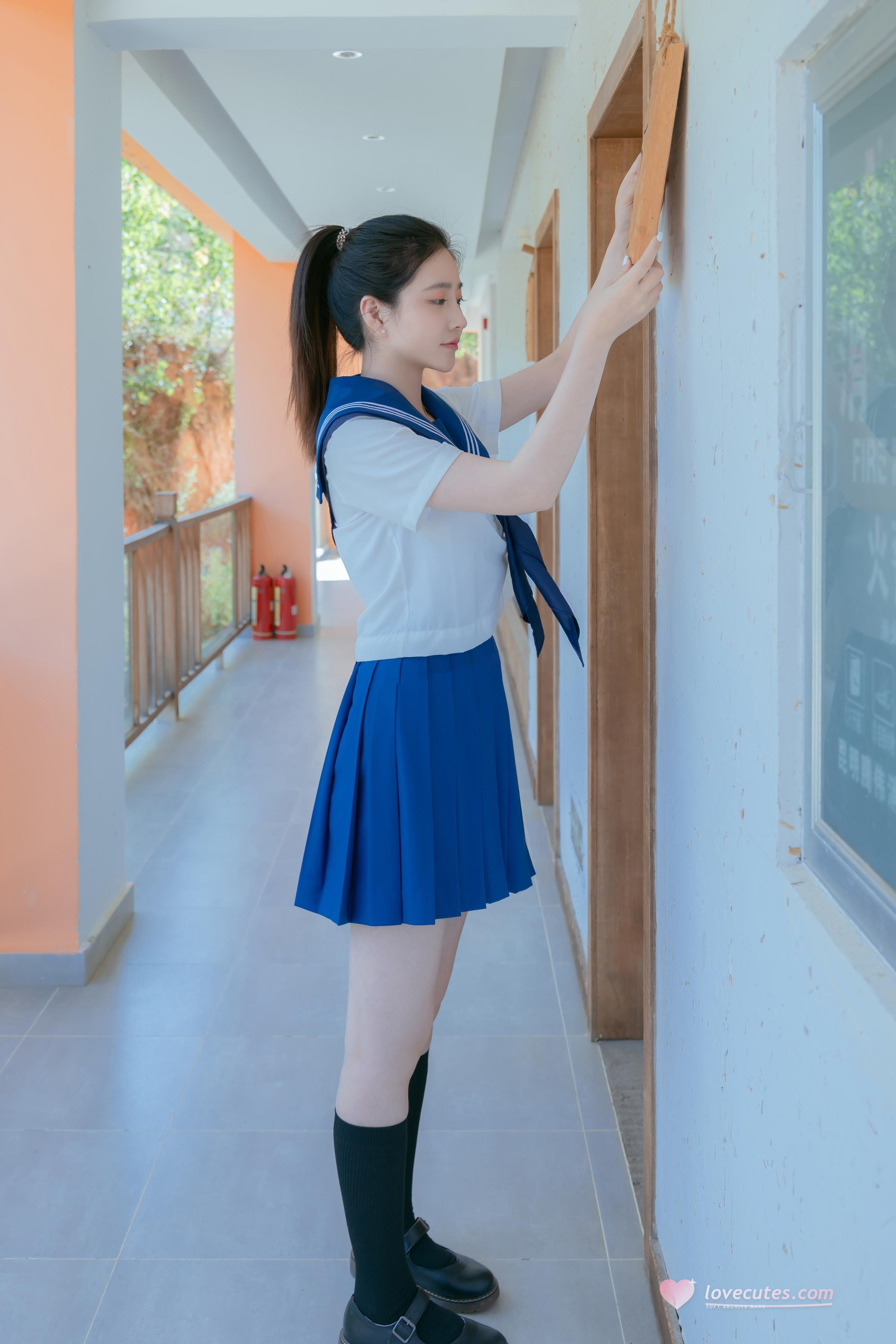 [写真] 年年Nnian - 泡沫の夏JK：夏のアウトドア制服テーマ 清純とセクシーが交錯する大人の雰囲気 78P