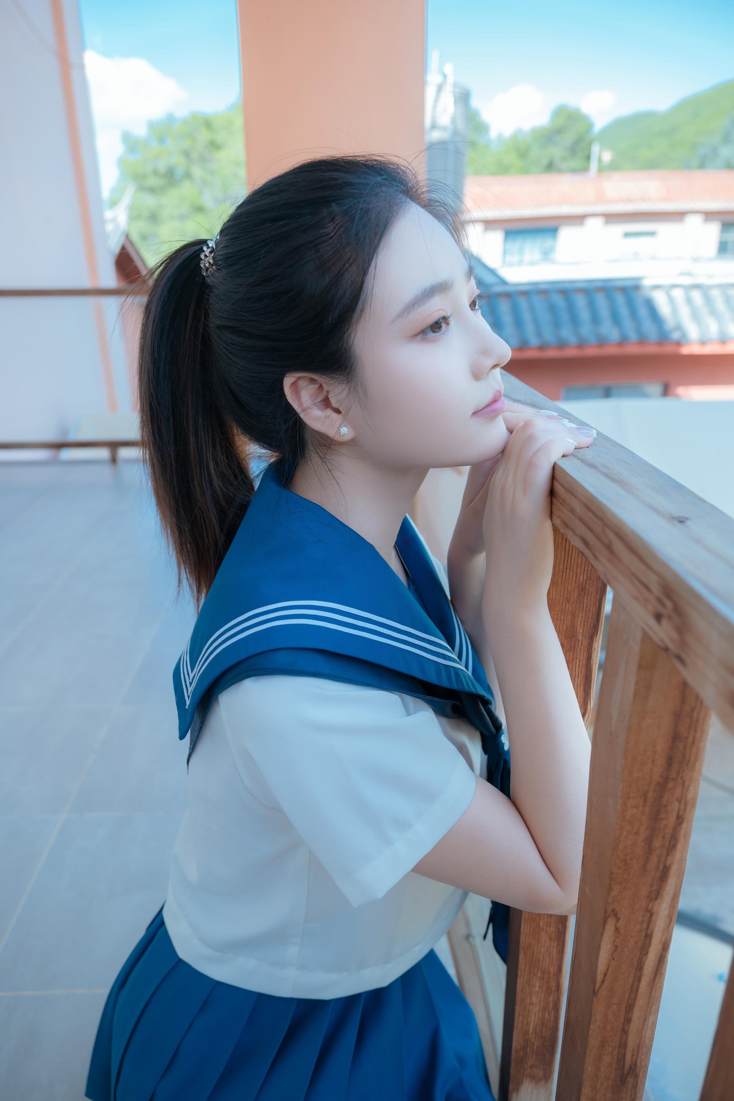 [写真] 年年Nnian - 泡沫の夏JK：夏のアウトドア制服テーマ 清純とセクシーが交錯する大人の雰囲気 78P