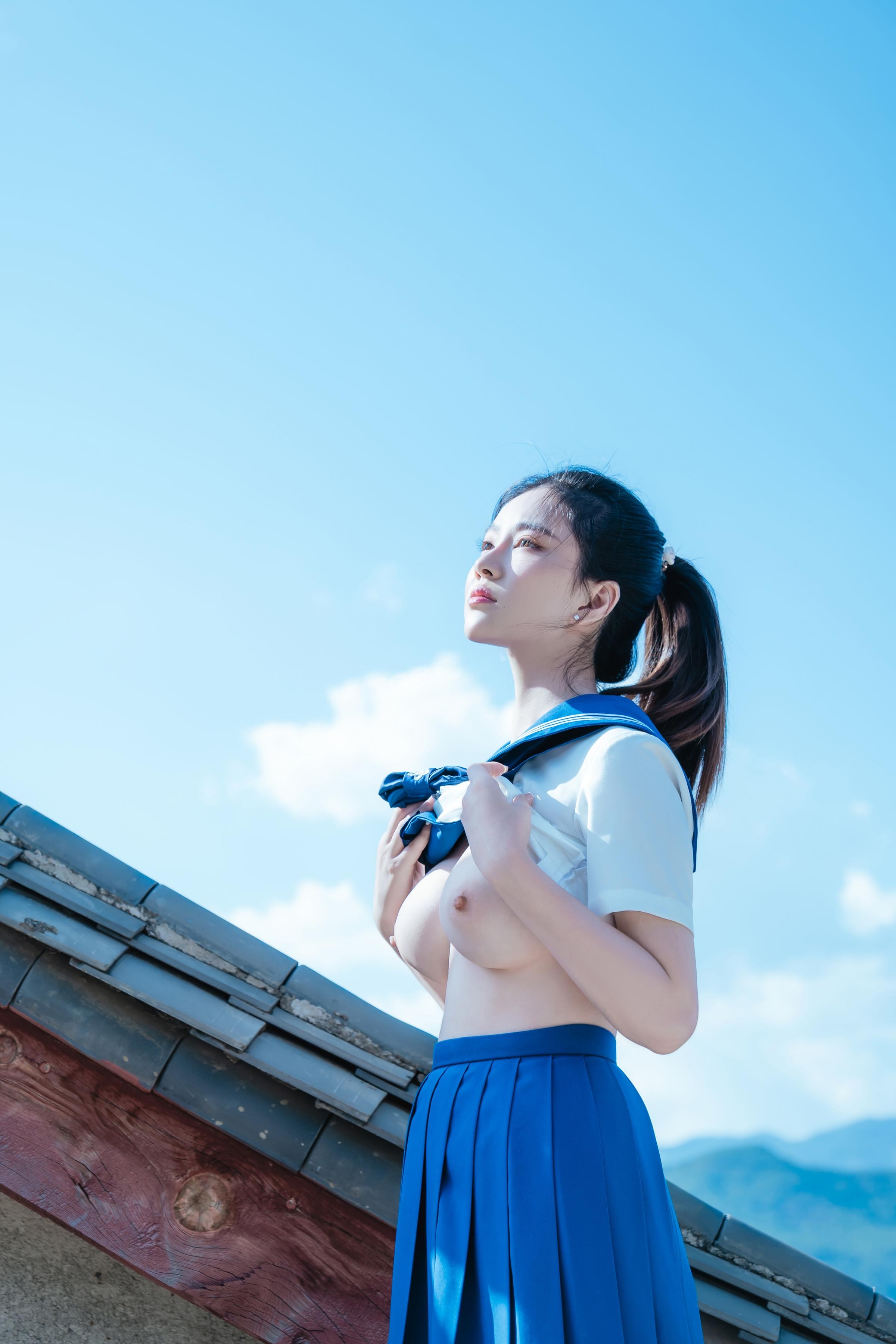 [写真] 年年Nnian - 泡沫の夏JK：夏のアウトドア制服テーマ 清純とセクシーが交錯する大人の雰囲気 78P