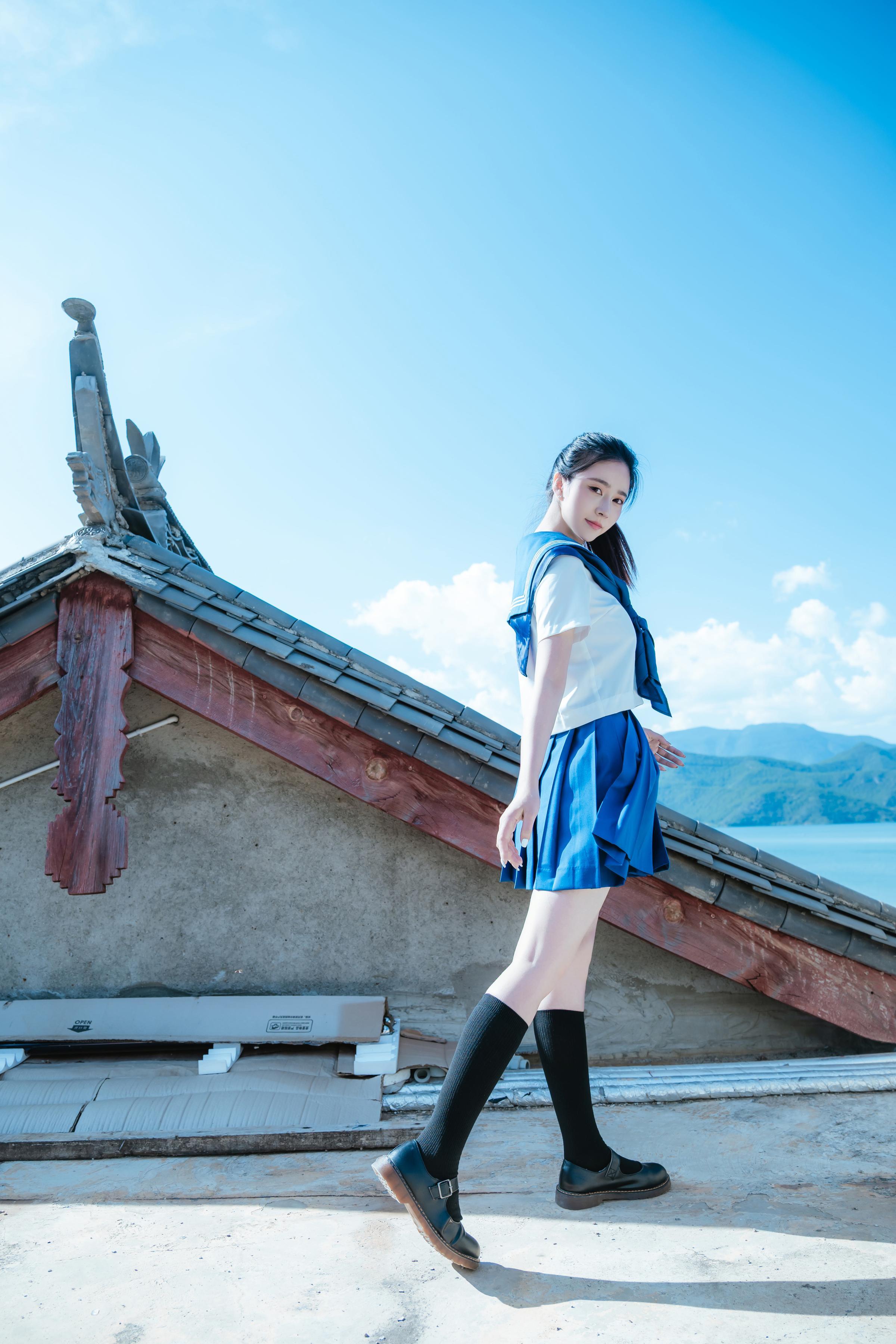 [写真] 年年Nnian - 泡沫の夏JK：夏のアウトドア制服テーマ 清純とセクシーが交錯する大人の雰囲気 78P