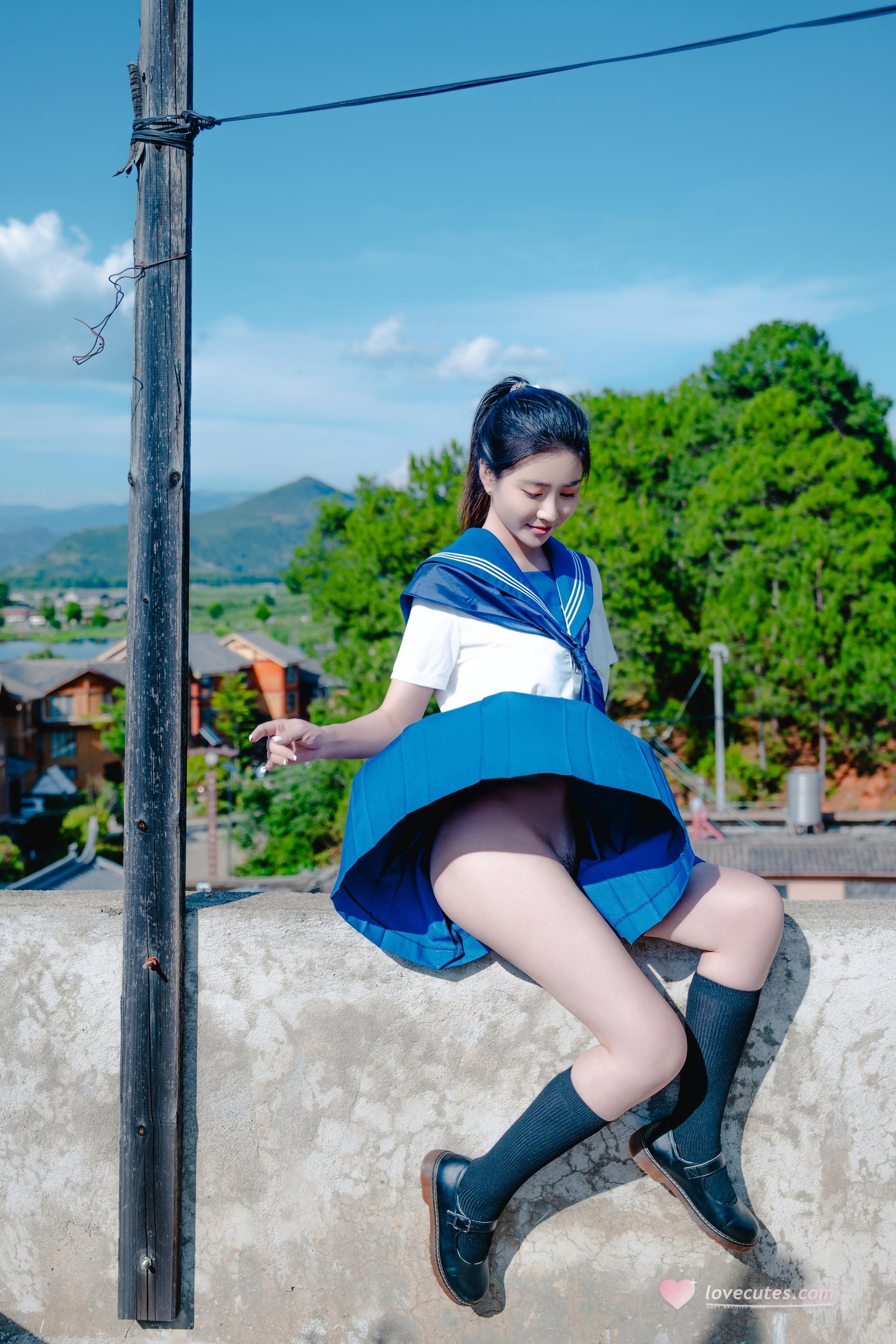 [写真] 年年Nnian - 泡沫の夏JK：夏のアウトドア制服テーマ 清純とセクシーが交錯する大人の雰囲気 78P