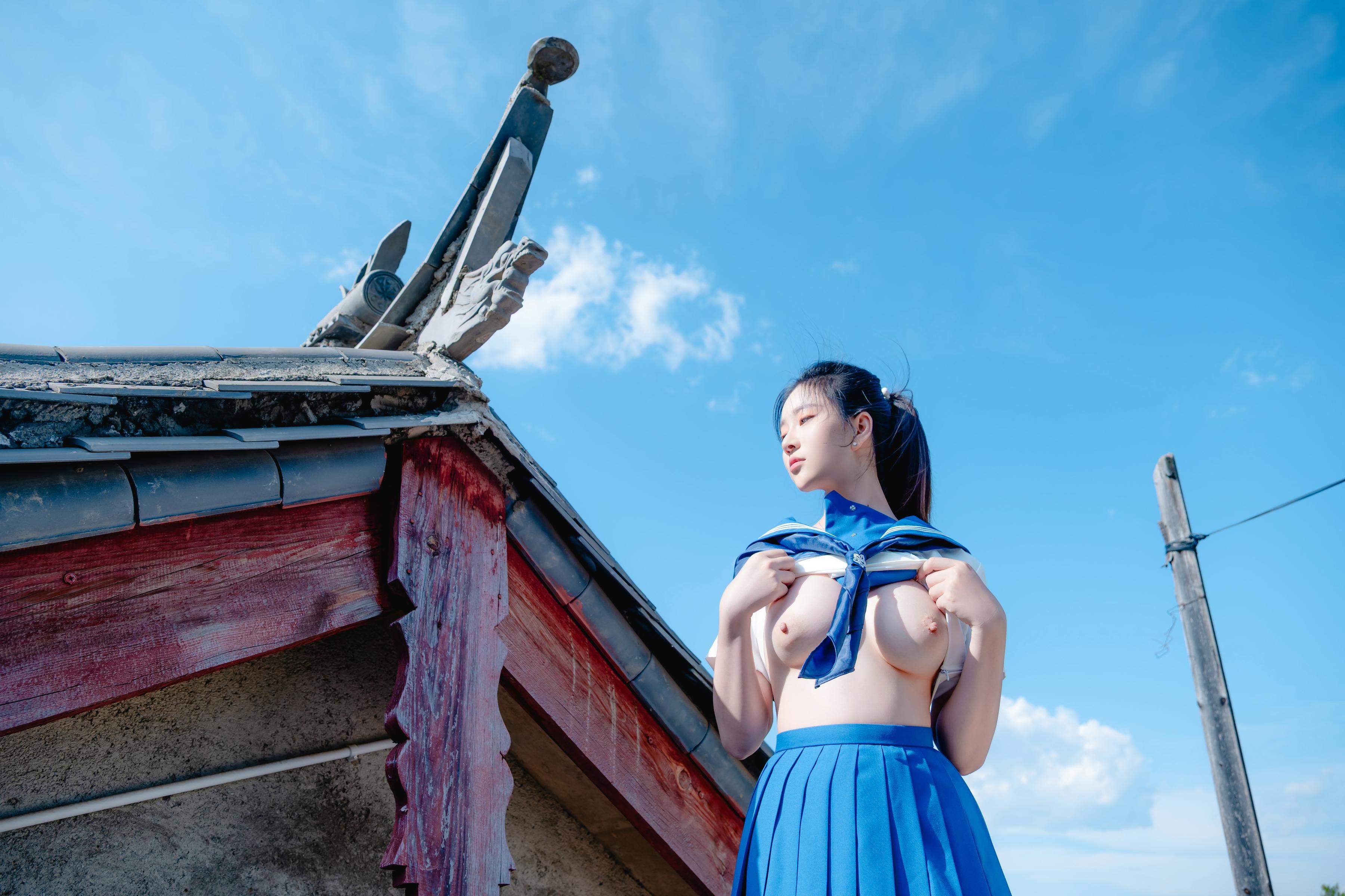 [写真] 年年Nnian - 泡沫の夏JK：夏のアウトドア制服テーマ 清純とセクシーが交錯する大人の雰囲気 78P
