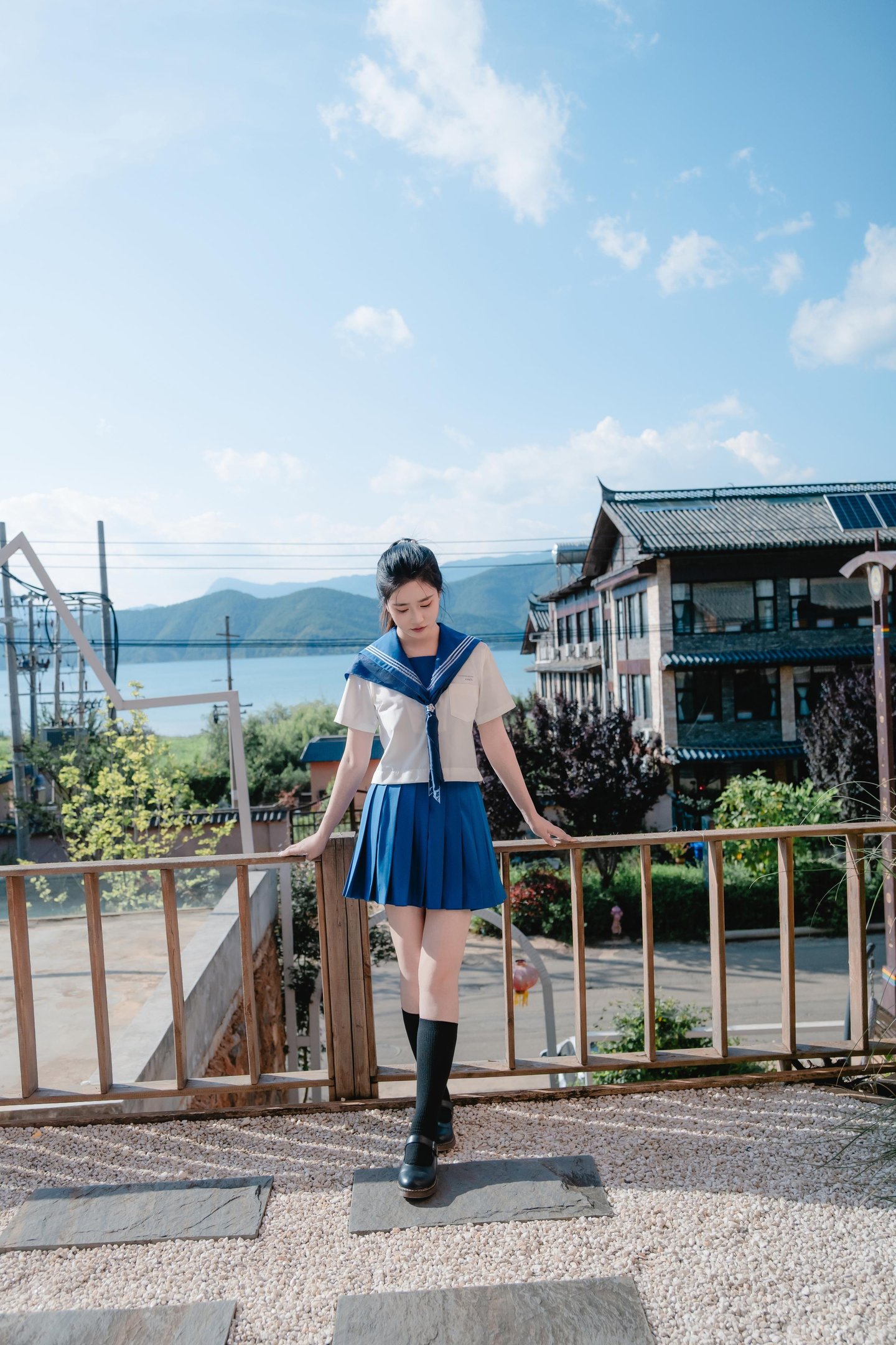 [写真] 年年Nnian - 泡沫の夏JK：夏のアウトドア制服テーマ 清純とセクシーが交錯する大人の雰囲気 78P