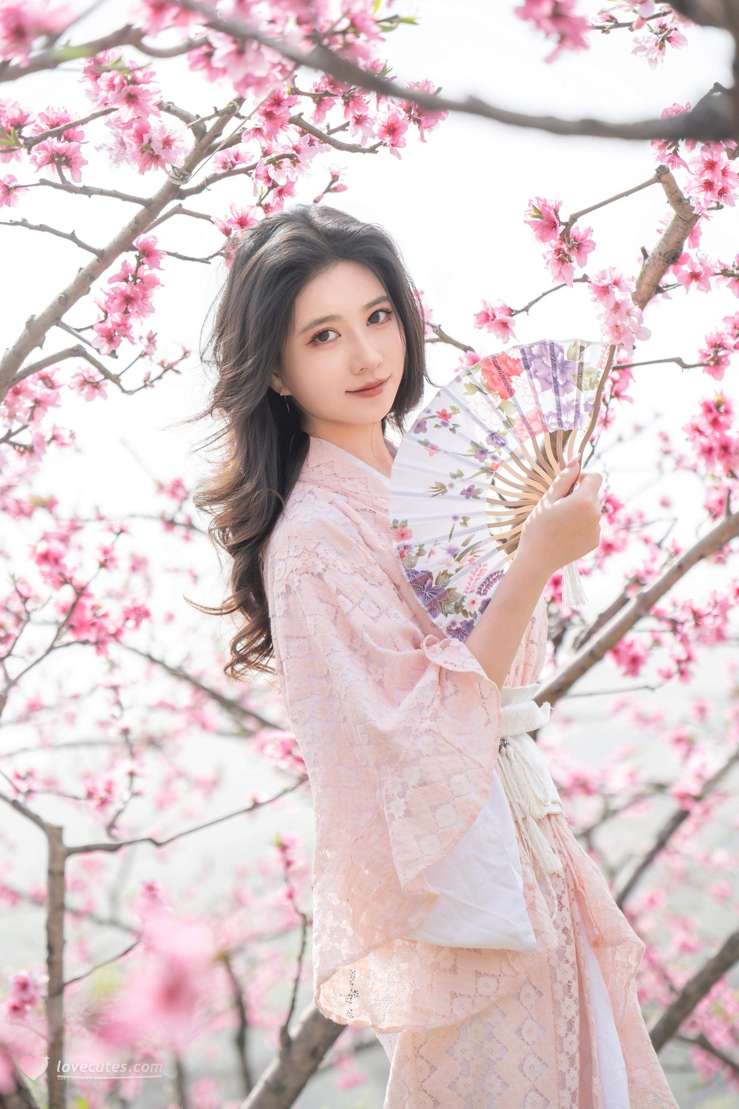 [私房] 年年Nnian - 漫花：櫻花古風外景與和風私房交織 柔美氛圍下的大尺度呈現 86P