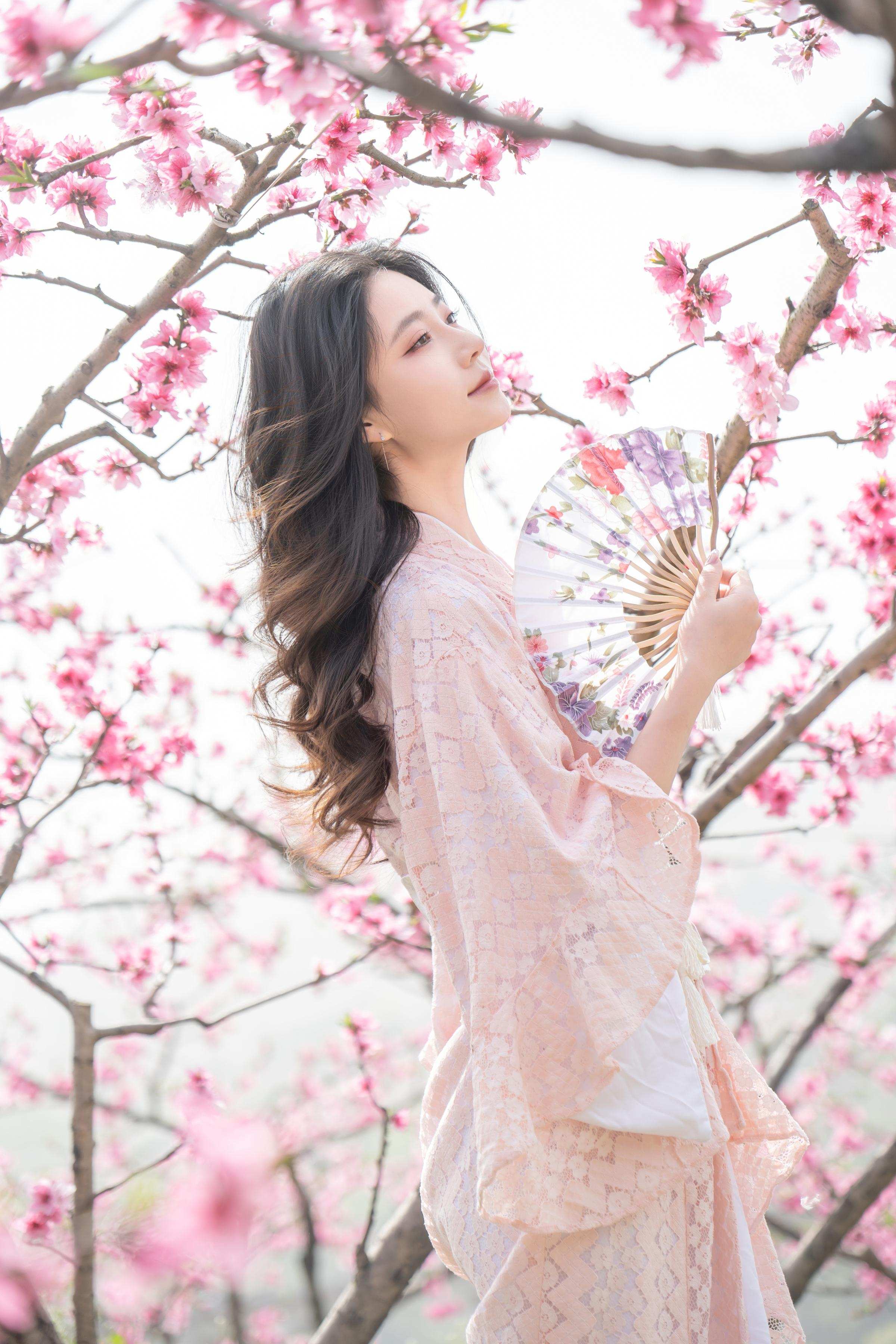 [私房] 年年Nnian - 漫花：櫻花古風外景與和風私房交織 柔美氛圍下的大尺度呈現 86P