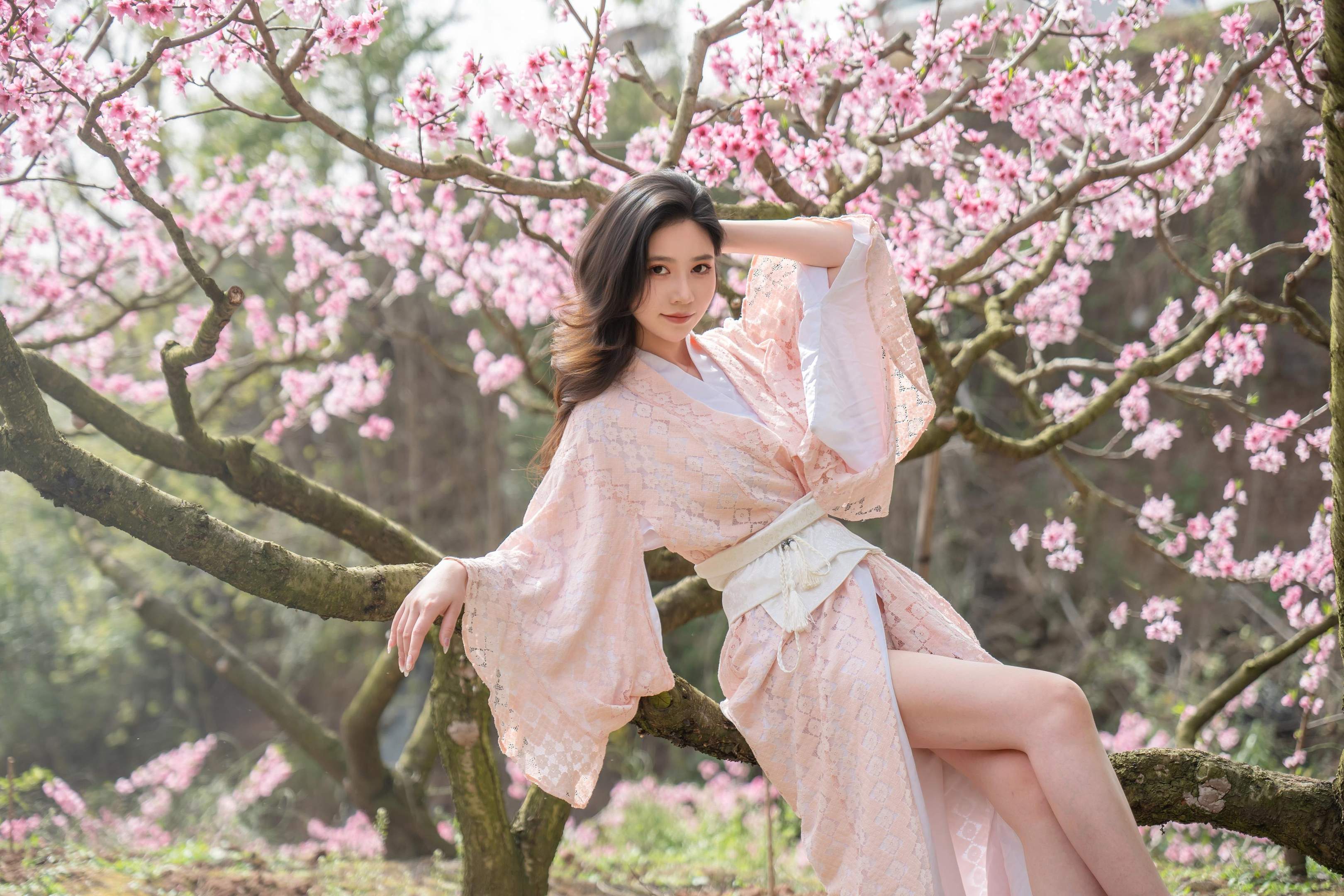 [私房] 年年Nnian - 漫花：櫻花古風外景與和風私房交織 柔美氛圍下的大尺度呈現 86P