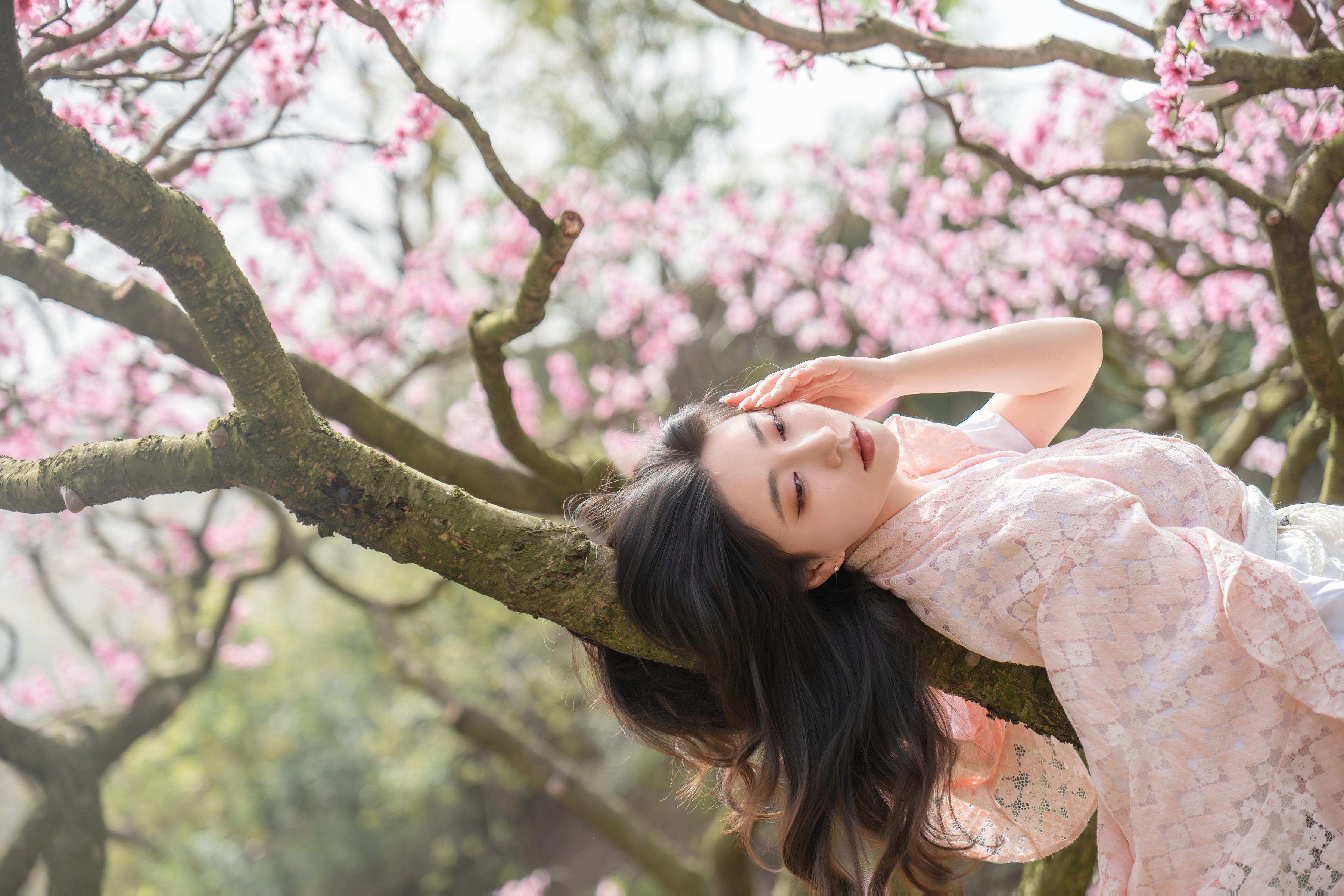 [私房] 年年Nnian - 漫花：櫻花古風外景與和風私房交織 柔美氛圍下的大尺度呈現 86P