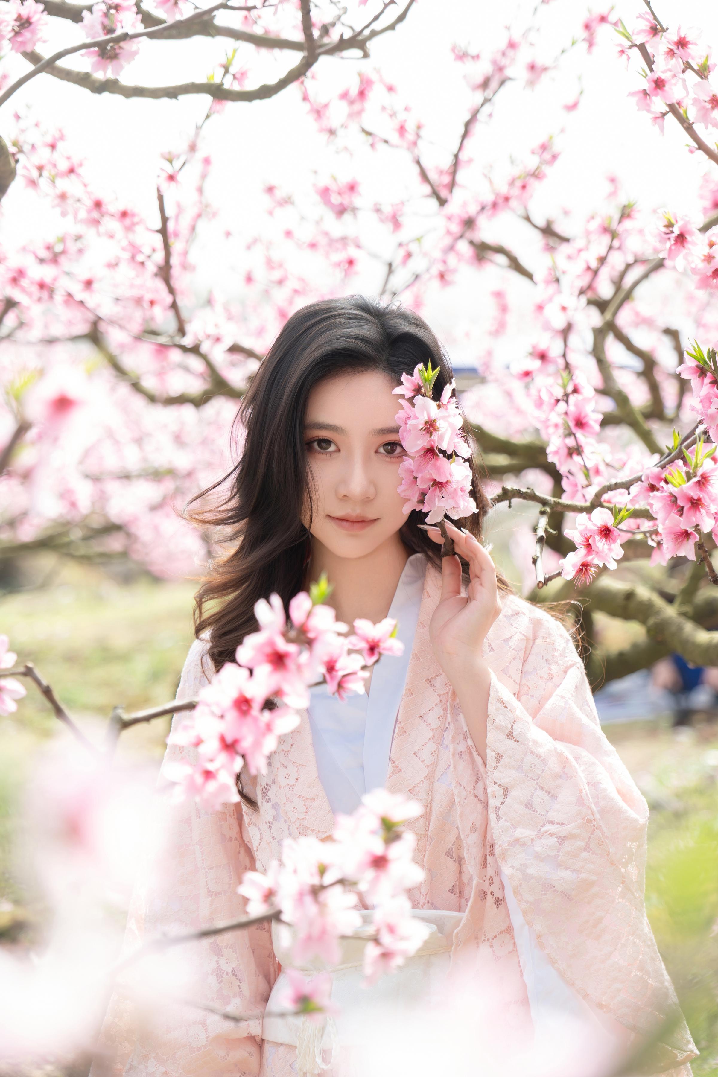 [私房] 年年Nnian - 漫花：櫻花古風外景與和風私房交織 柔美氛圍下的大尺度呈現 86P