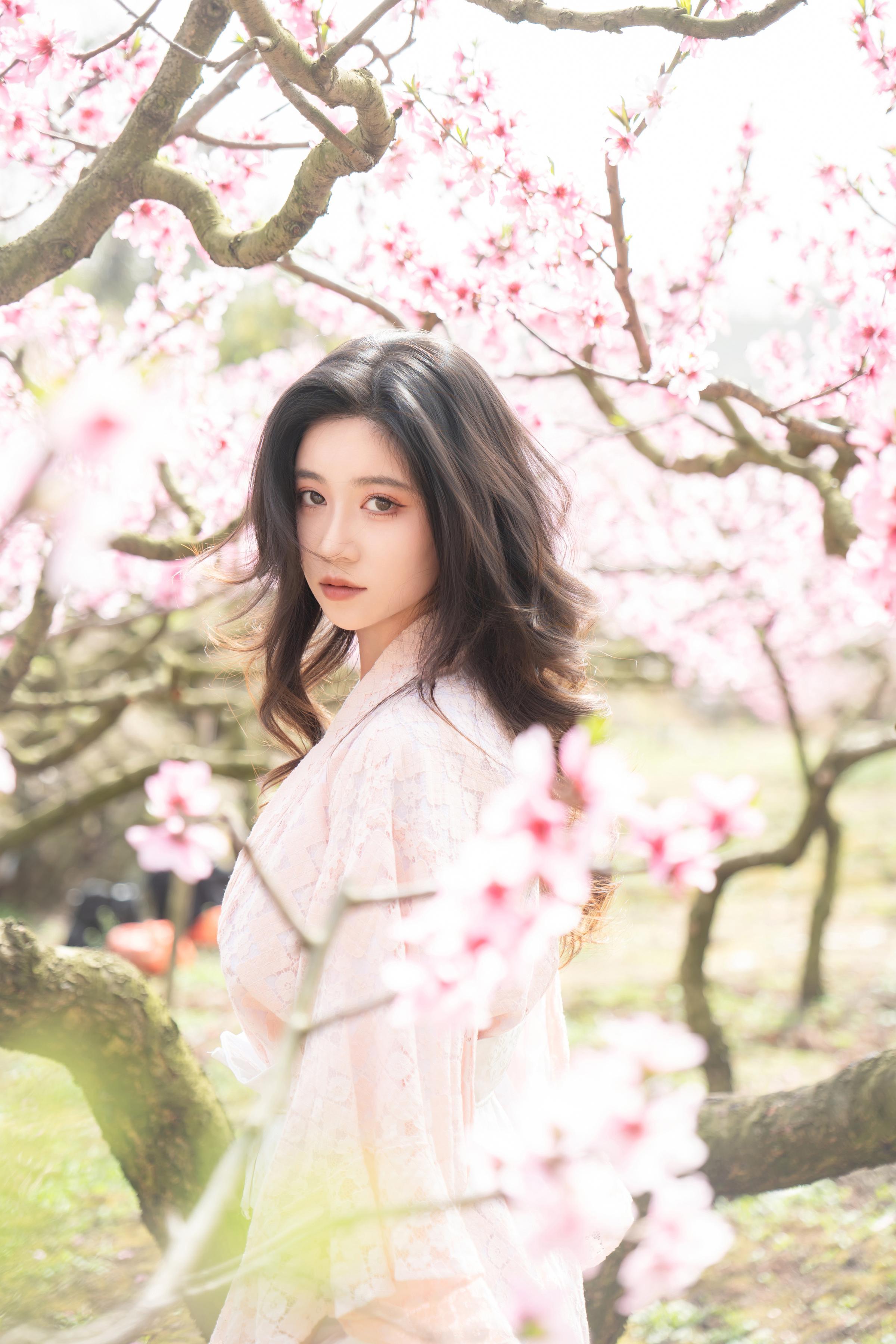 [私房] 年年Nnian - 漫花：櫻花古風外景與和風私房交織 柔美氛圍下的大尺度呈現 86P