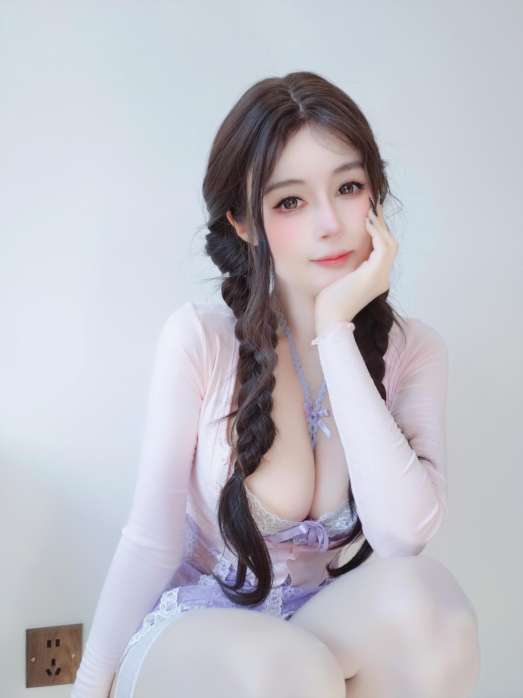 [私房] Bạc 81 - Fantia Bộ Sưu Tập Thành Viên Tháng 09 Năm 2025: 15 Bộ Nội Dung Đăng Ký, Chủ Đề Tình Dục Thanh Lịch và Vải Voan, Tổng Cộng 96P6V