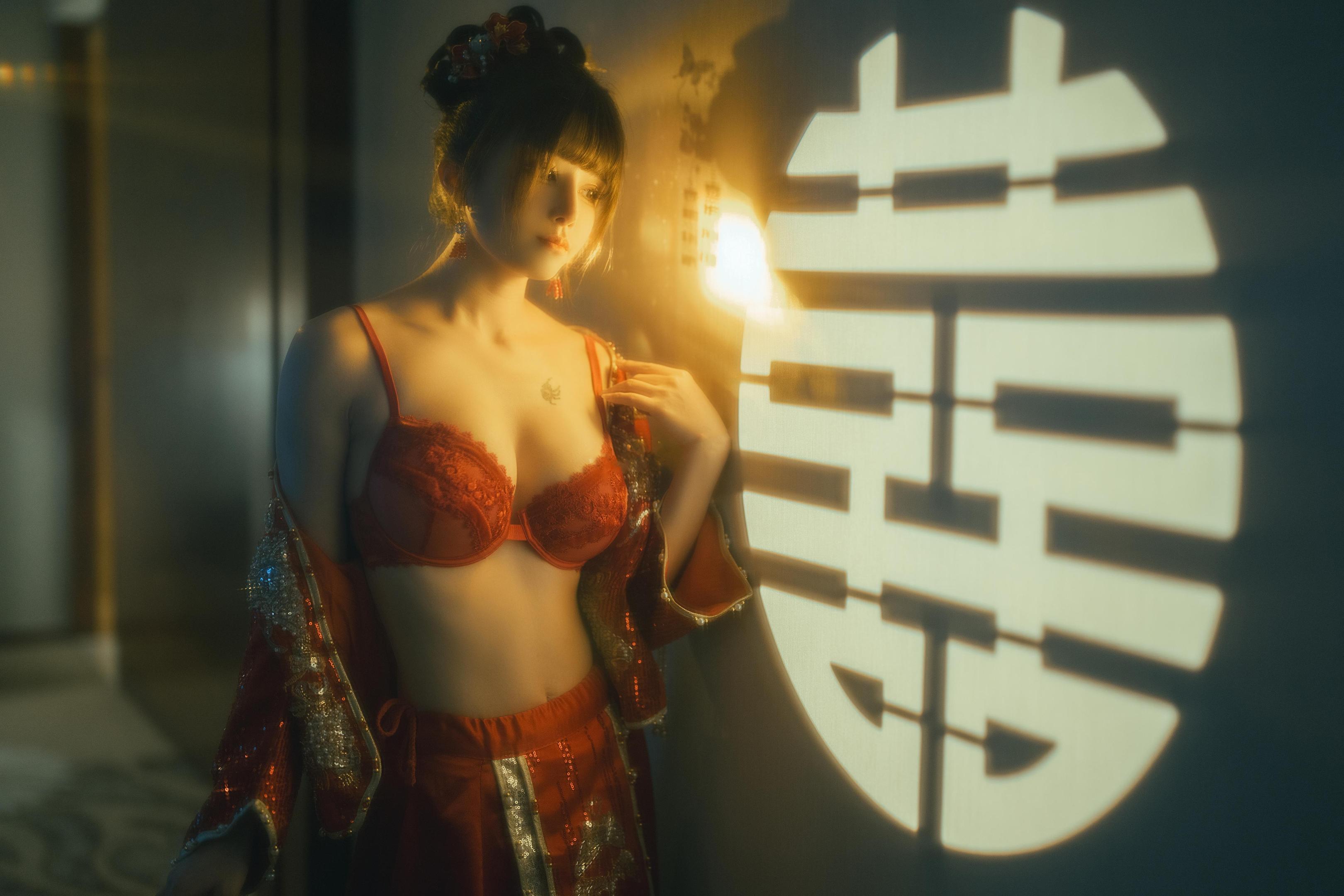 [私房] 鹿八歳 - 新婚小話：中式紅嫁衣婚房私房 108P1V