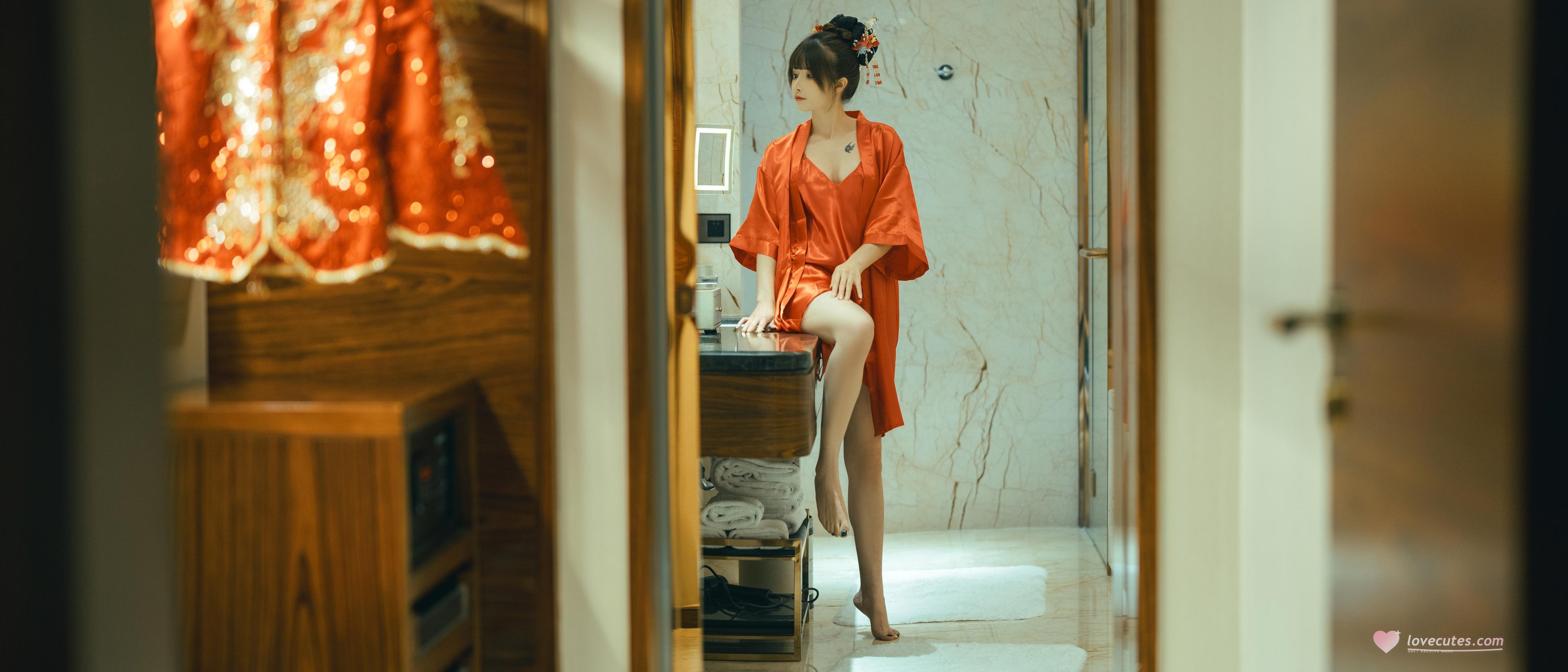 [私房] 鹿八歳 - 新婚小話：中式紅嫁衣婚房私房 108P1V