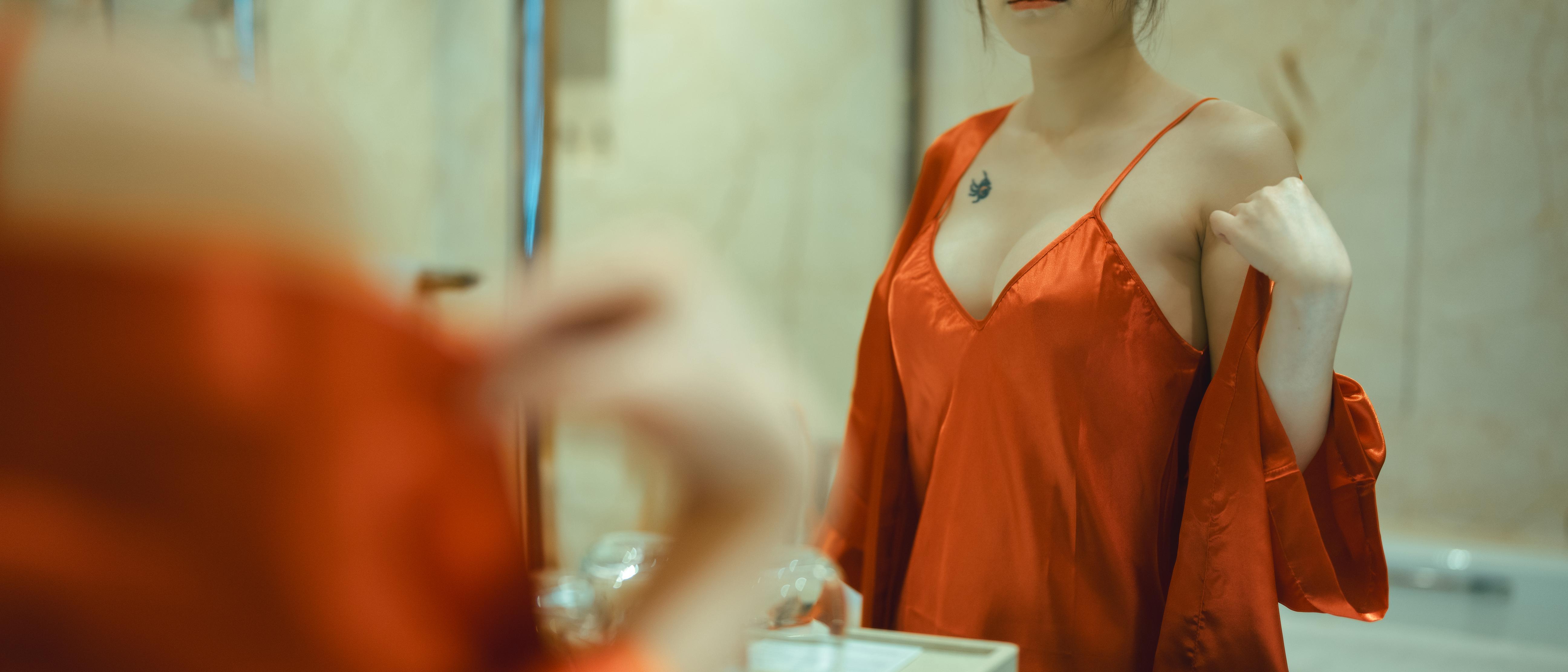'[私房] 루카 8세 - 신혼 이야기: 중식 홍嫁衣 혼수 스티커로 아름다운 몸매 가리기 108P1V'