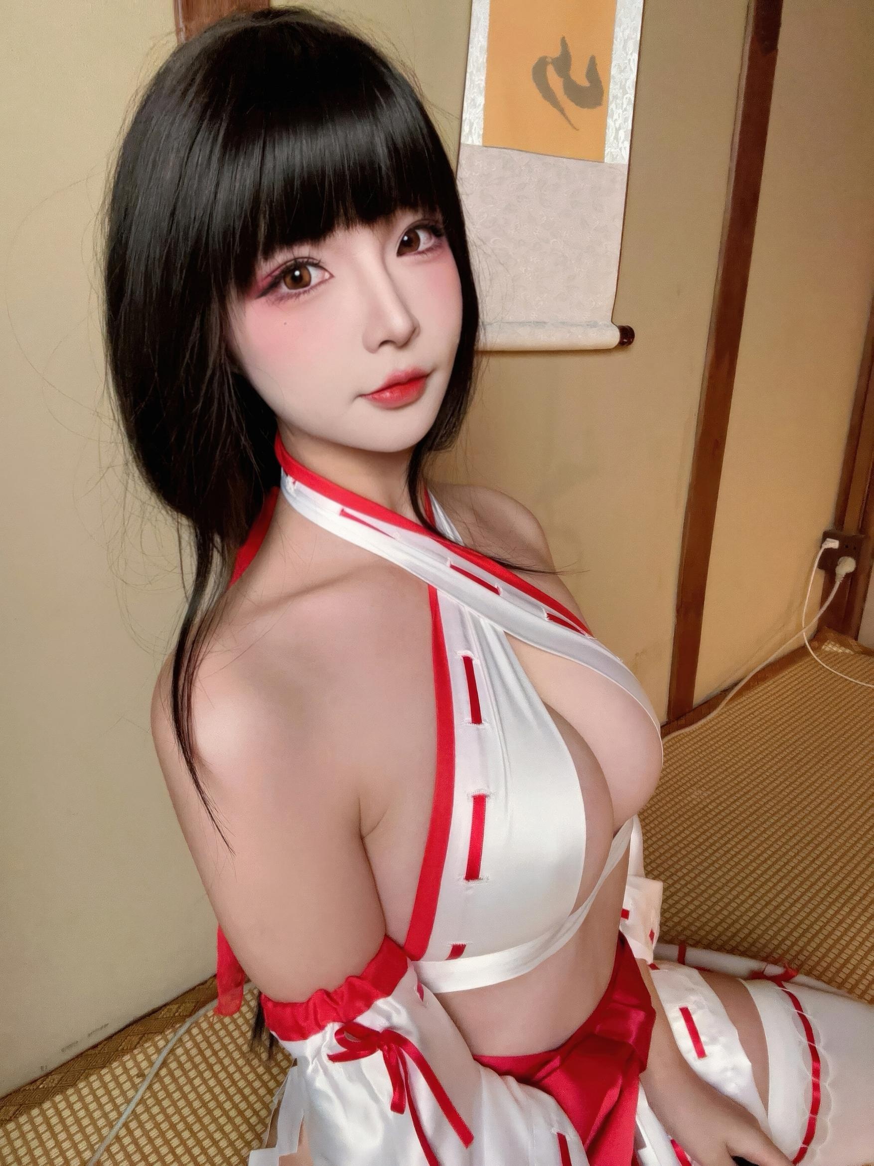 [私房] yuuhui玉匯 - Patreon訂閱傳統女巫：紅白巫女爆乳露點 大尺度私房 51P2V