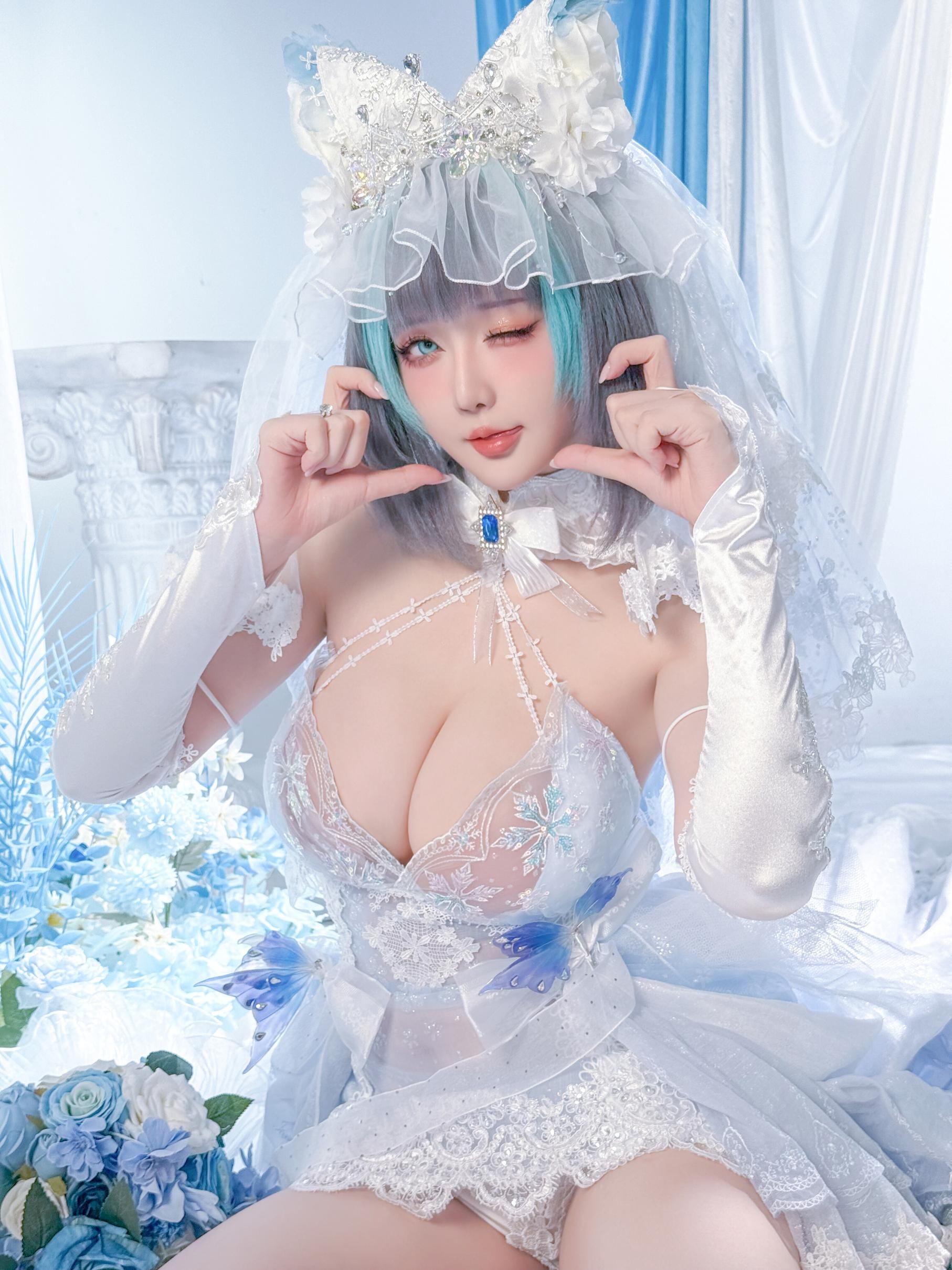 '[cosplay] 星之迟迟Hoshilily - 碧蓝航线 柴郡: Sự Kết Hợp Giữa Trang Phục Trắng Xanh và Yếu Tố Tai Mèo - Phục Hồi Nhân Vật Ngọt Ngào và Lạnh Lùng 44P'