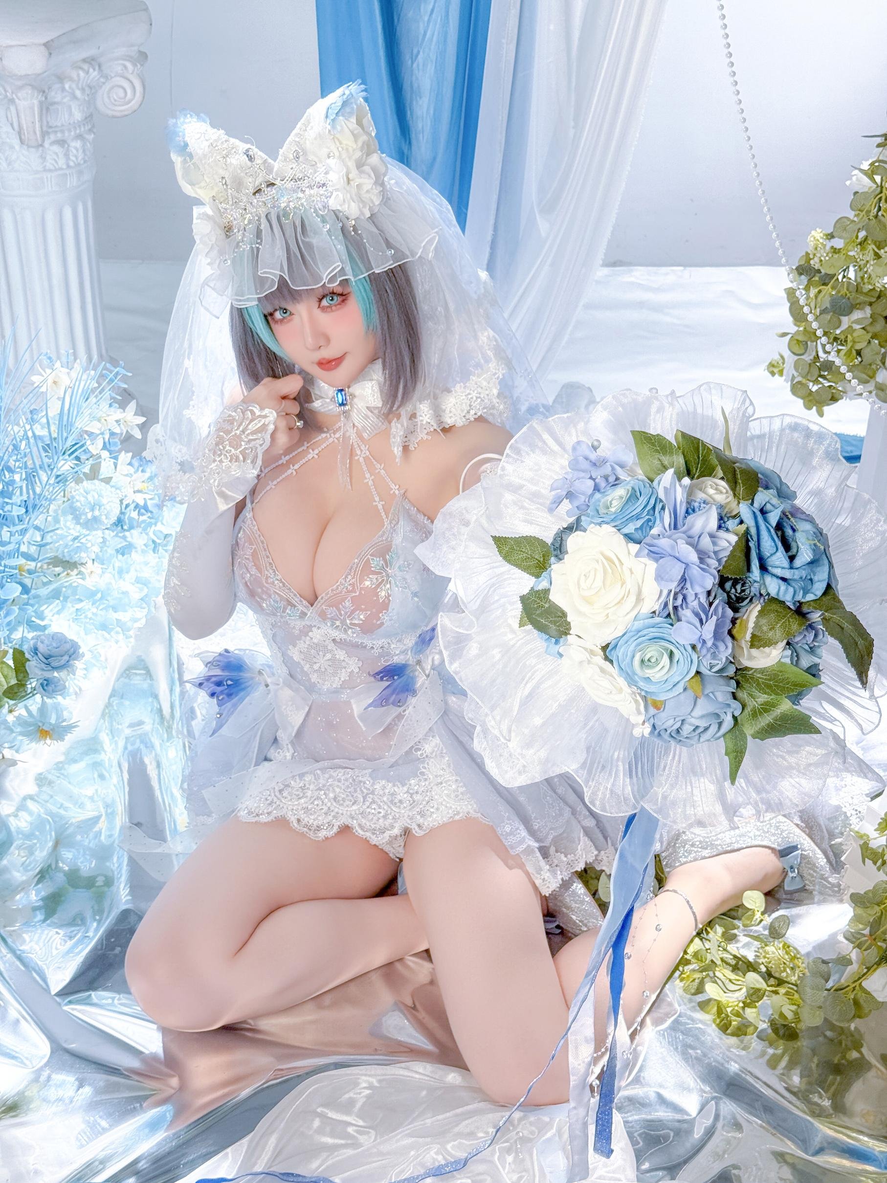 '[cosplay] 星之迟迟Hoshilily - 碧蓝航线 柴郡: Sự Kết Hợp Giữa Trang Phục Trắng Xanh và Yếu Tố Tai Mèo - Phục Hồi Nhân Vật Ngọt Ngào và Lạnh Lùng 44P'