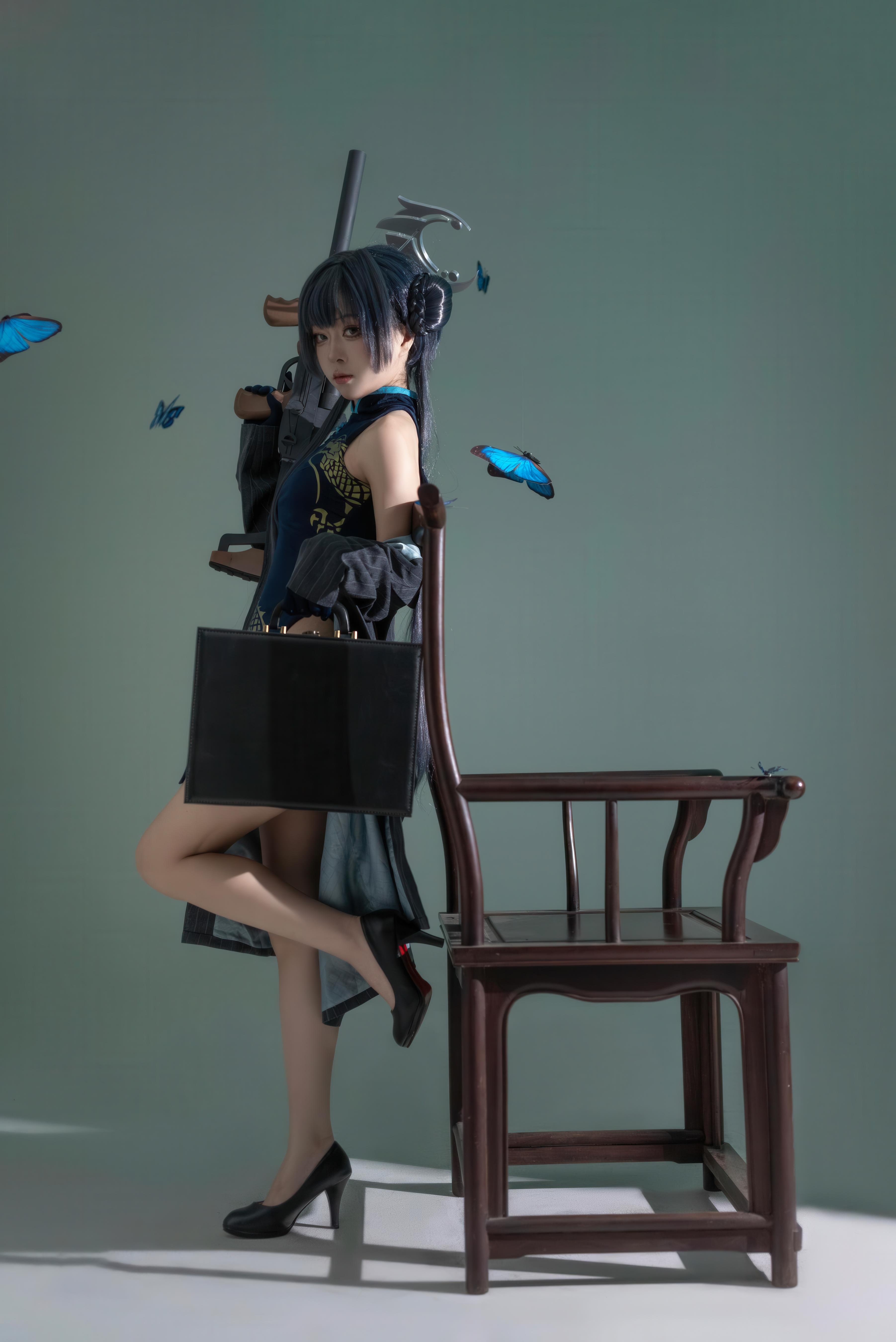 [コスプレ] 矢量魚 - 蔚蓝档案 龍華妃咲：中華風チャイナドレスと青い蝶の要素が交錯する冷艶なキャラクター再現 24P