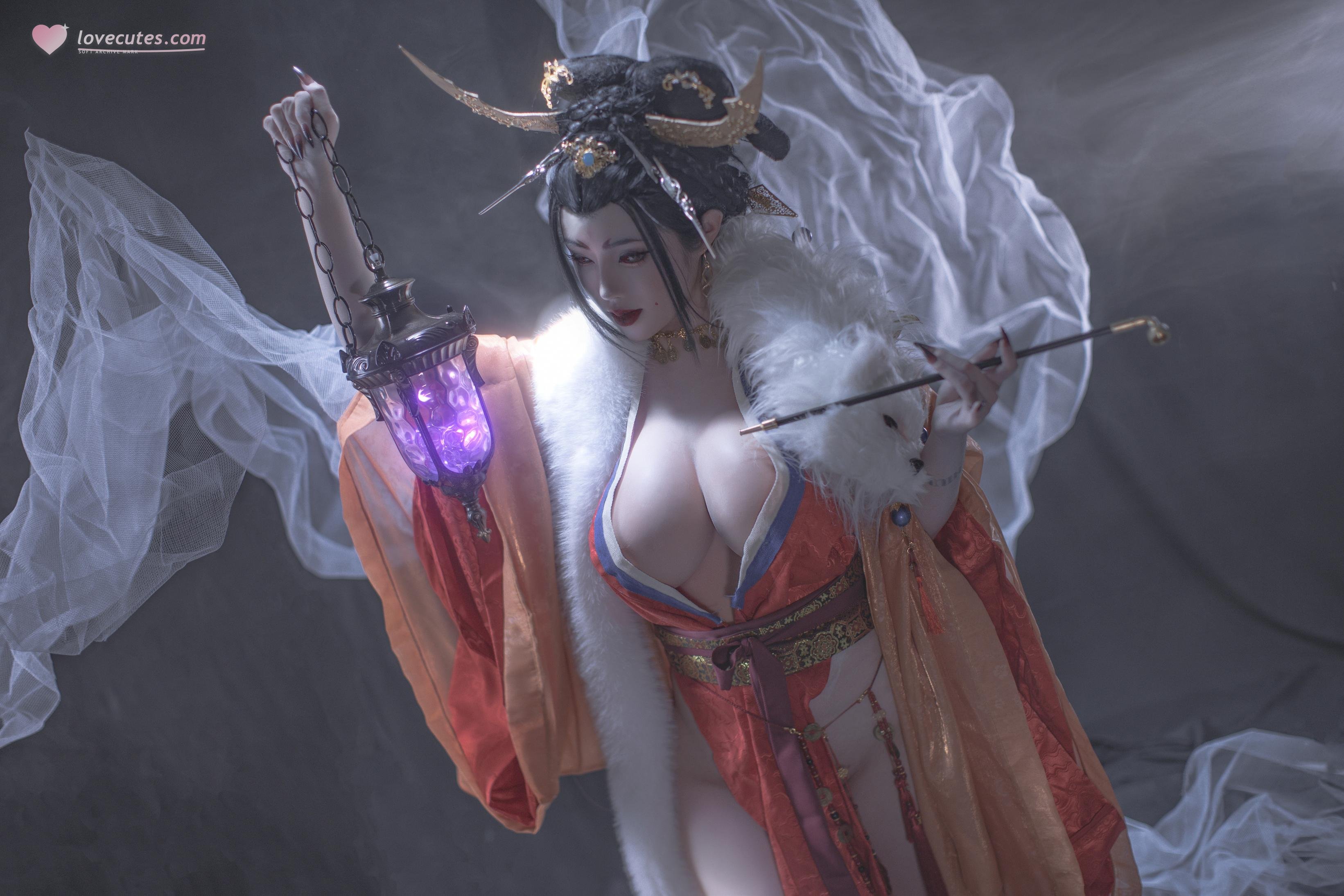 [Cosplay] Titanium Alloy TiTi - The Ever-Changing Fox: A Mystical Ancient Style with Enigmatic Elegance and Stunning Attire 91P
