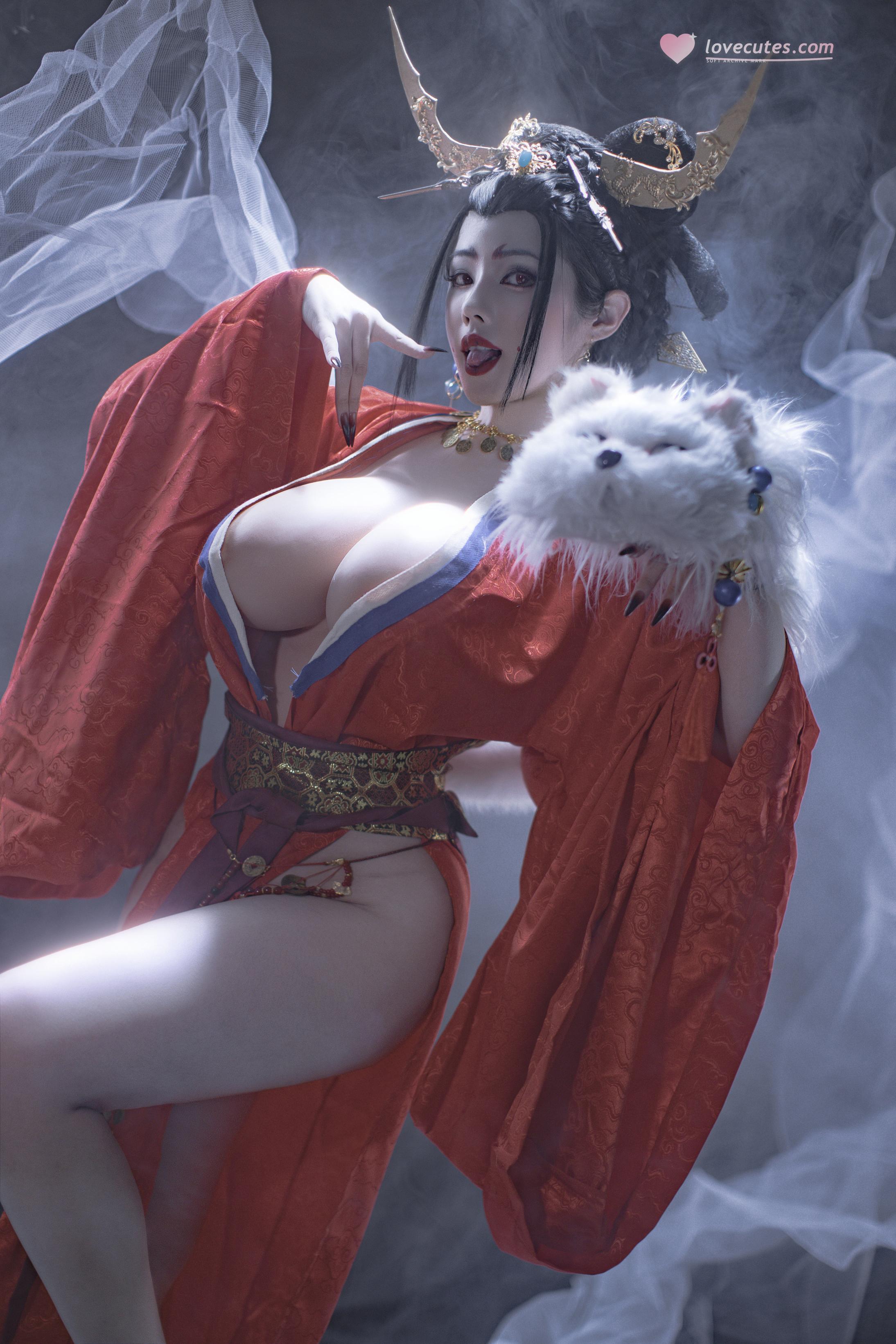 [Cosplay] Titanium Alloy TiTi - The Ever-Changing Fox: A Mystical Ancient Style with Enigmatic Elegance and Stunning Attire 91P