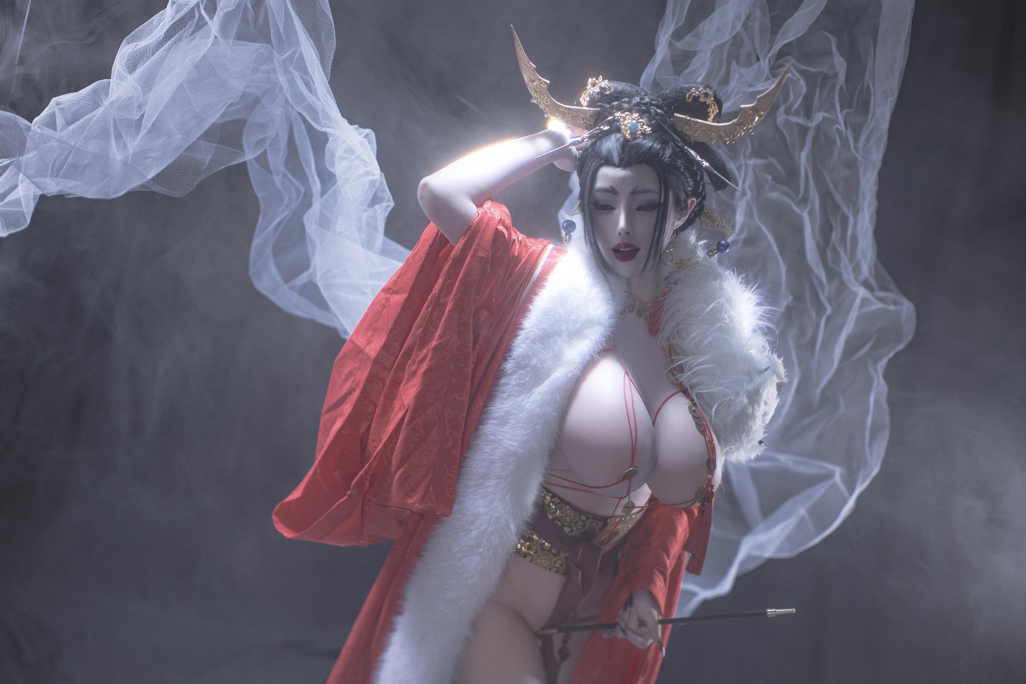 '[cosplay] TiTi - Hồ Ly Vô Thường: Phong Cách Cổ Điển Dưới Khói Sương, Vẻ Đẹp Quyến Rũ và Trang Phục Lộng Lẫy 91P'