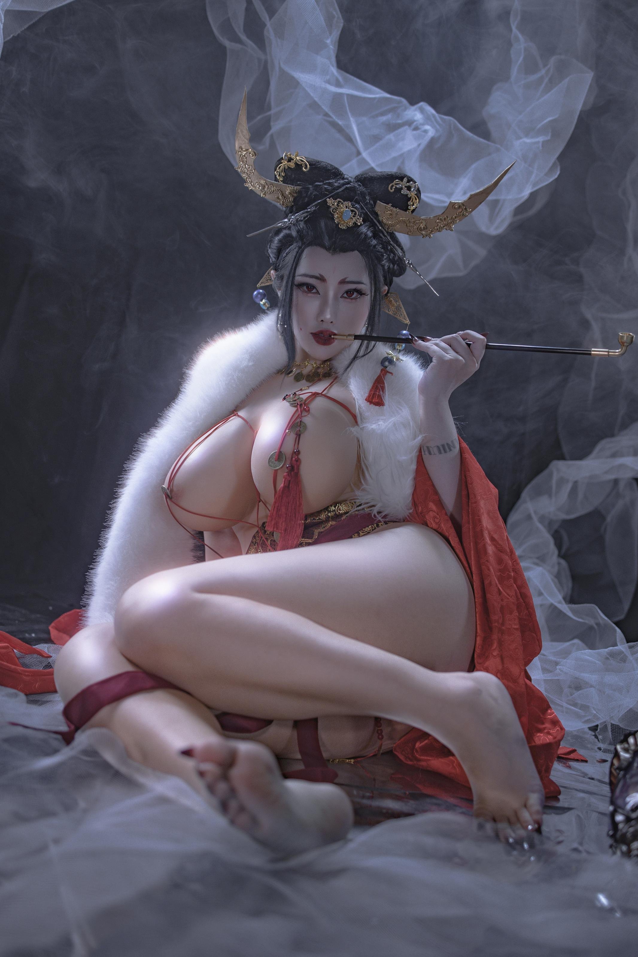 '[cosplay] TiTi - Hồ Ly Vô Thường: Phong Cách Cổ Điển Dưới Khói Sương, Vẻ Đẹp Quyến Rũ và Trang Phục Lộng Lẫy 91P'