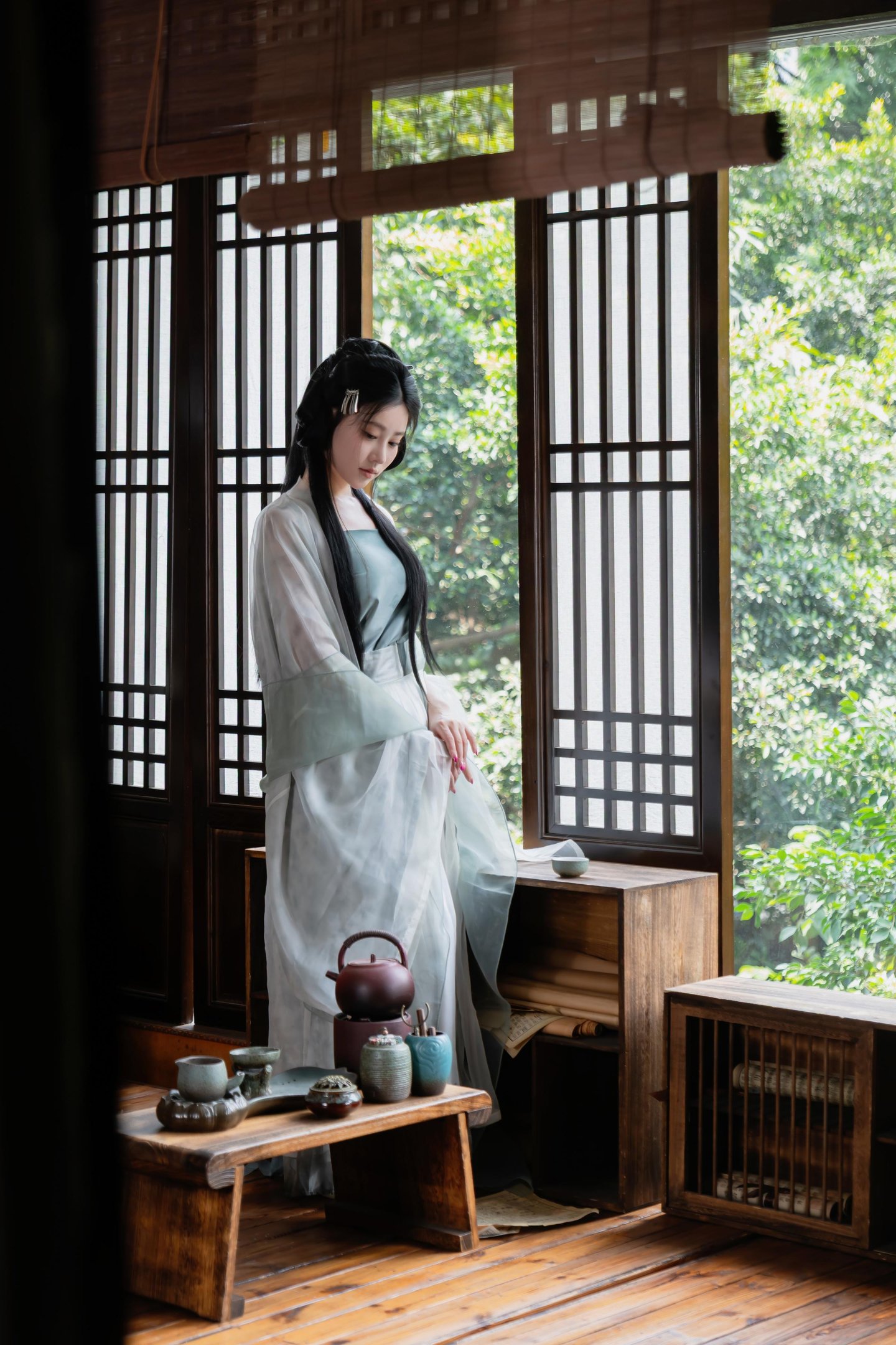 [写真] 年年Nnian - 浣溪沙：軽やかな透け感の薄手漢服と美しい胸元 木窓茶室の古風 80P