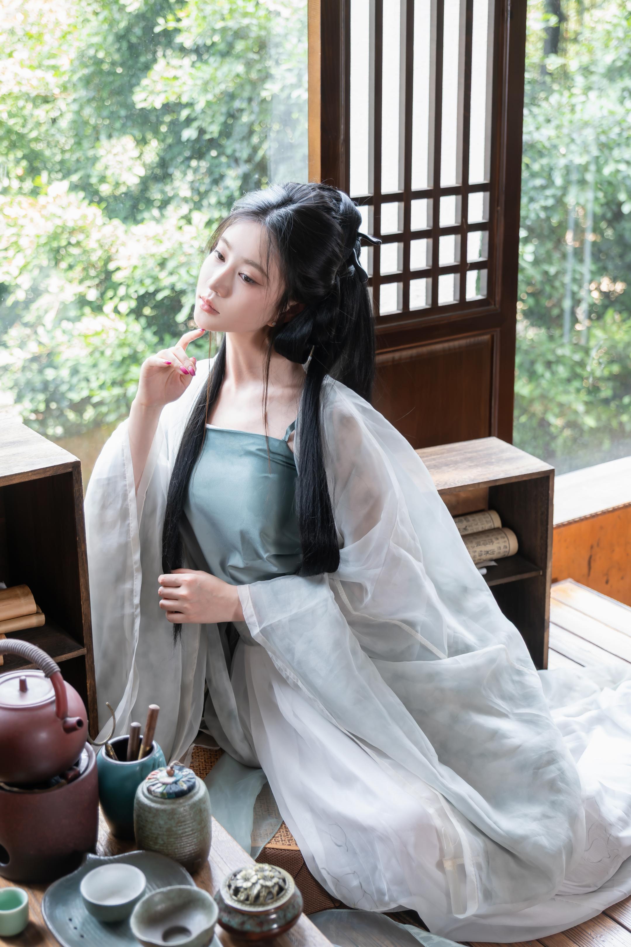 [Ảnh] Nnian - 浣溪沙: Áo Gấm Mỏng Manh, Vẻ Đẹp Quyến Rũ Từ Cửa Sổ Gỗ, Phong Cách Cổ Điển 80P