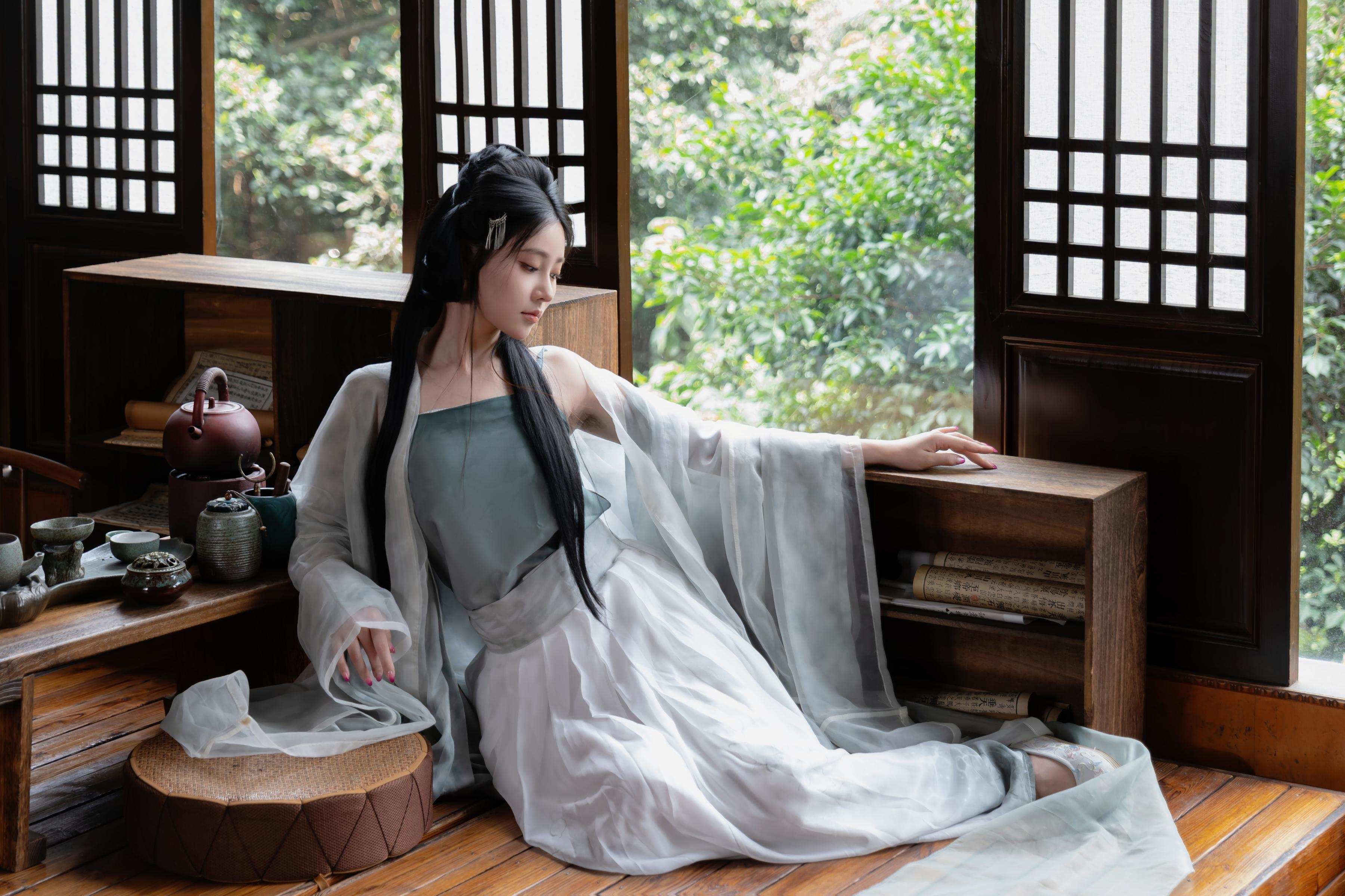 [Ảnh] Nnian - 浣溪沙: Áo Gấm Mỏng Manh, Vẻ Đẹp Quyến Rũ Từ Cửa Sổ Gỗ, Phong Cách Cổ Điển 80P