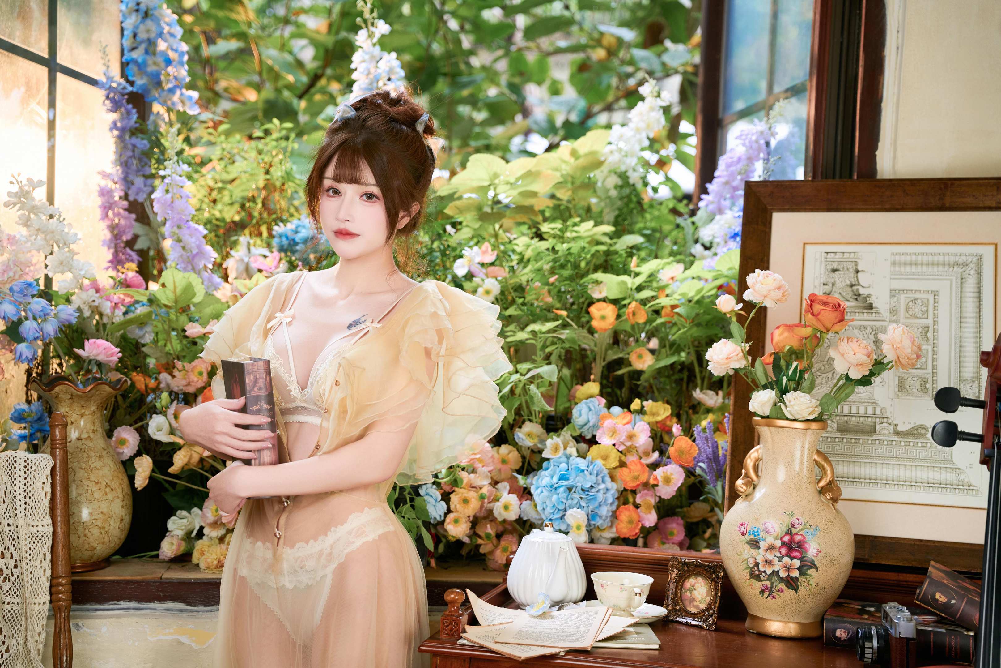 [私房] 鹿八歲 - 深林的潔白花語：白色薄紗蕾絲內衣 花房露點露穴翹臀 105P1V