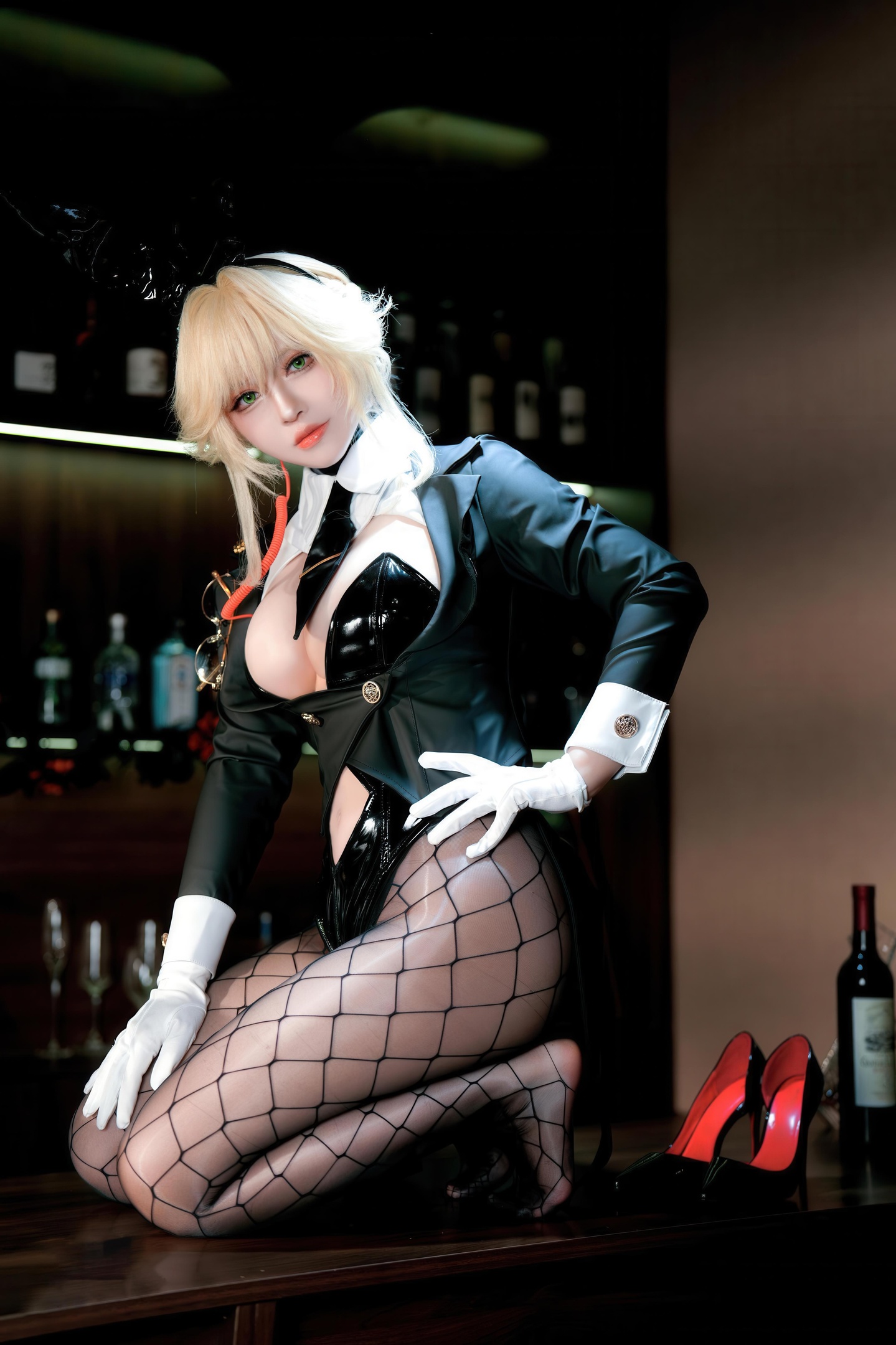 '[cosplay] 半半子 - Nikke Thần Chiến Thắng Agent Bunny: Thỏ Đen Gợi Cảm, Ngực Khủng, Mông Đẹp, Quần Lưới 62P'