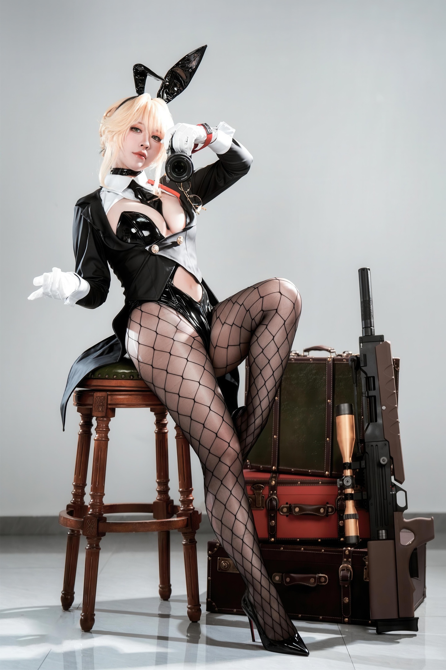 '[cosplay] 半半子 - Nikke Thần Chiến Thắng Agent Bunny: Thỏ Đen Gợi Cảm, Ngực Khủng, Mông Đẹp, Quần Lưới 62P'