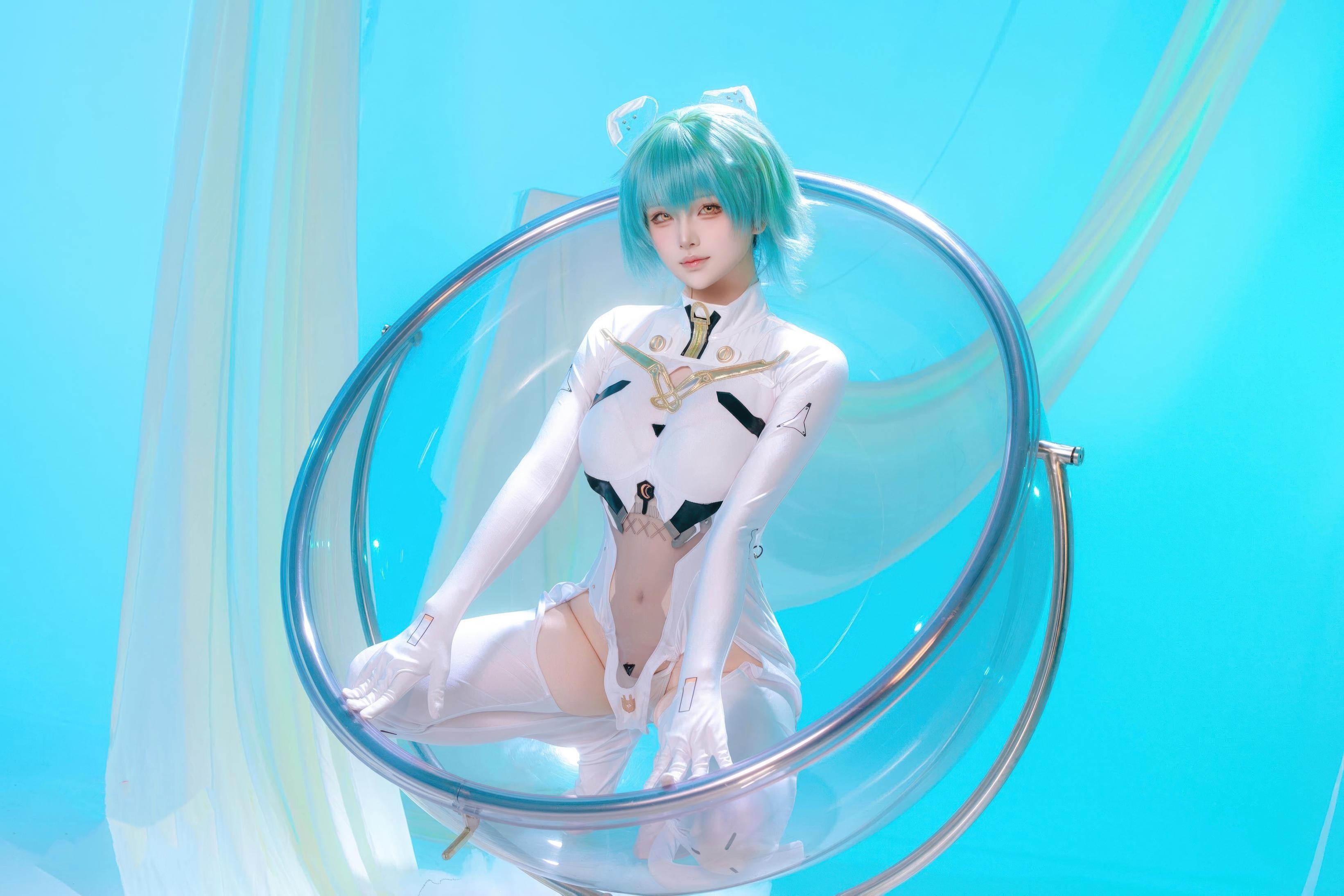 【Cosplay】屿魚 - 碧藍航線 納希莫夫·海軍上將：藍綠短髮白色緊身衣 巨乳美腿還原 45P