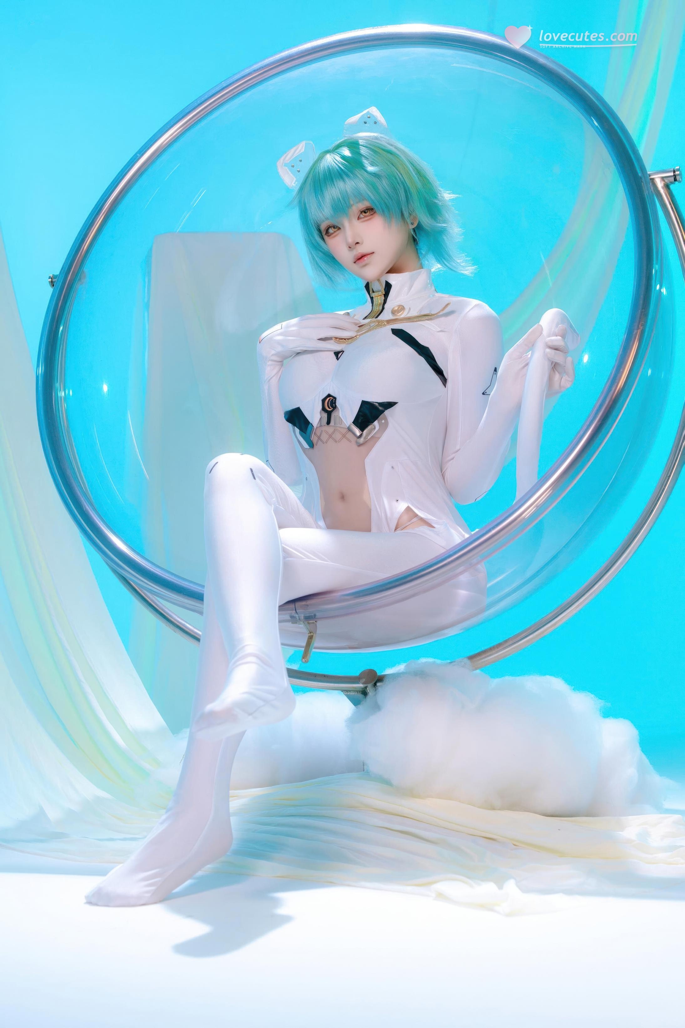 '[cosplay] 屿鱼 - 碧蓝航线 Na-xi-mô-phu·Hải quân thượng tướng: Tóc ngắn xanh lam, bodysuit trắng, vòng một quyến rũ, chân dài 45P'