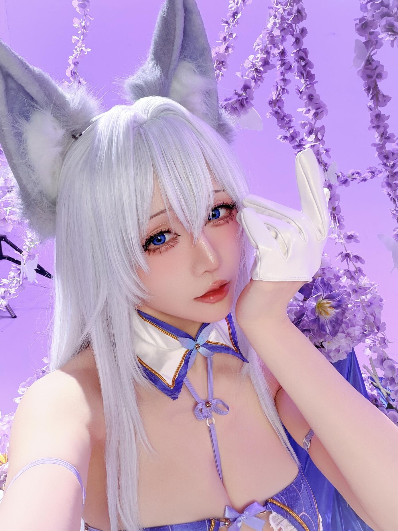 【コスプレ】星之迟迟Hoshilily - 碧蓝航线 信浓：狐耳白髪の青白い衣装 白ストッキングの巨乳再現 60P
