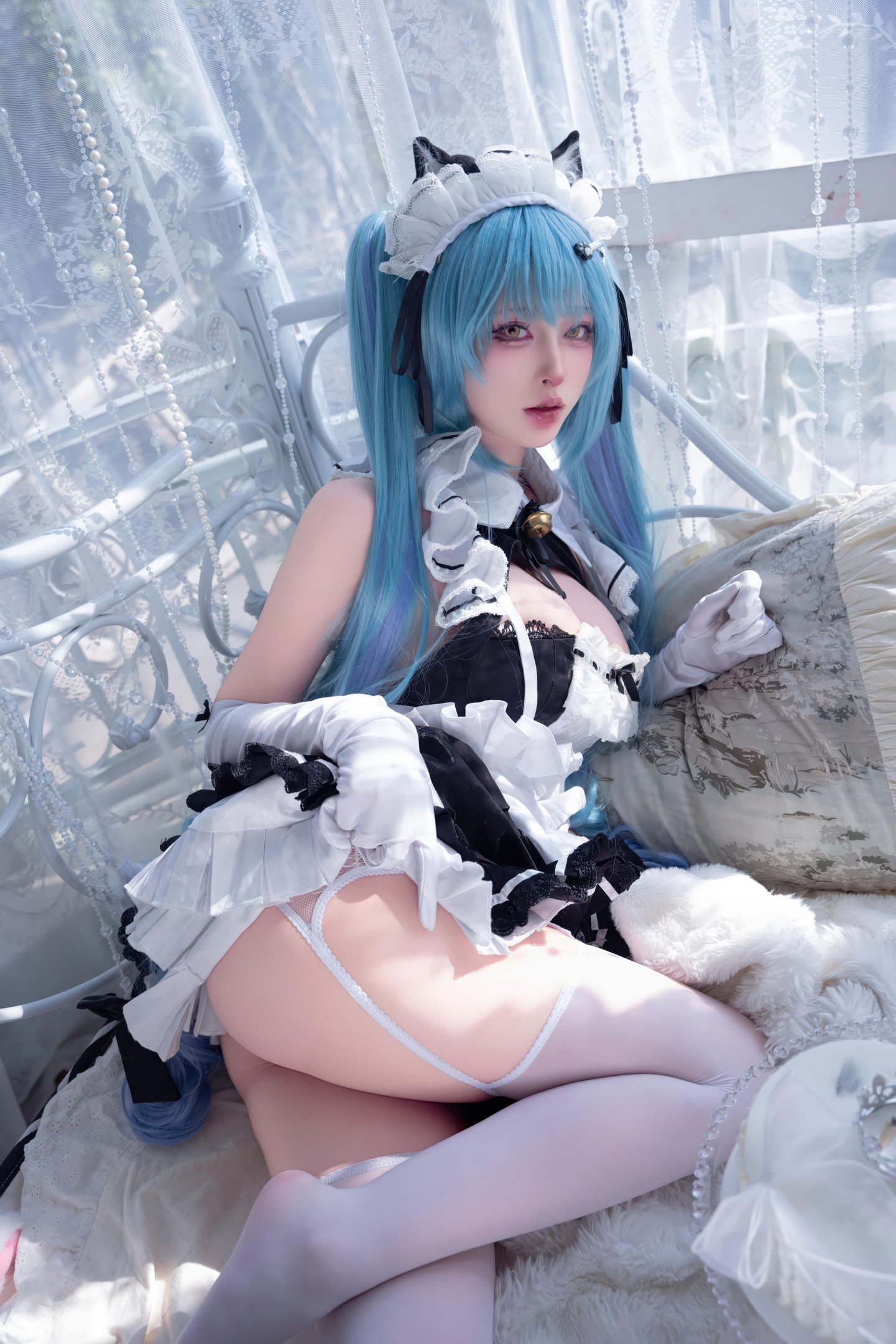 [Cosplay] Shimizu Yuno - Nikke Goddess of Victory Plavati: Blue-Haired Cat-Eared Maid with Sheer Stockings, 85P1V
